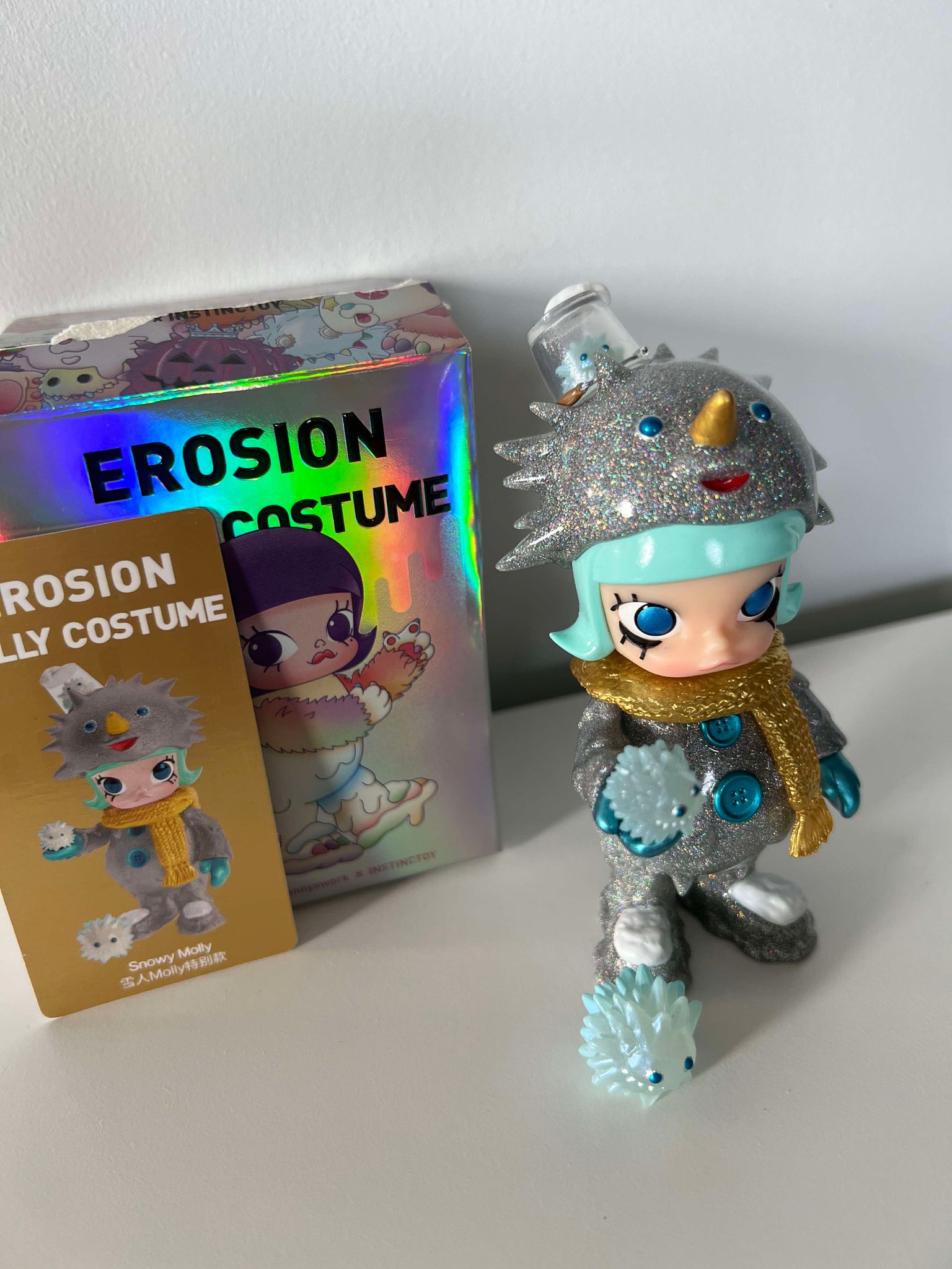 Snowy Molly *Variant* - Erosion Molly Costume Series by Molly x Instinctoy x POP MART - 2