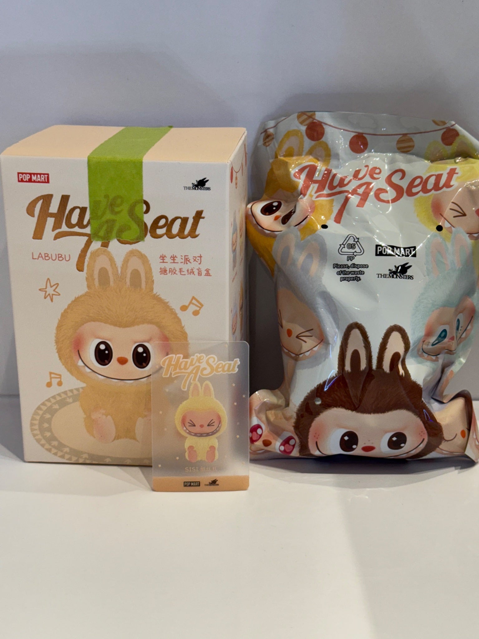 SISI-Labubu - Have a Seat - 1