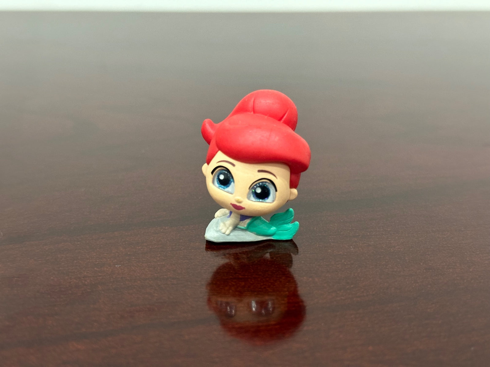 Young Ariel (Ultra Rare) - Series 8 - Disney Doorables - 1