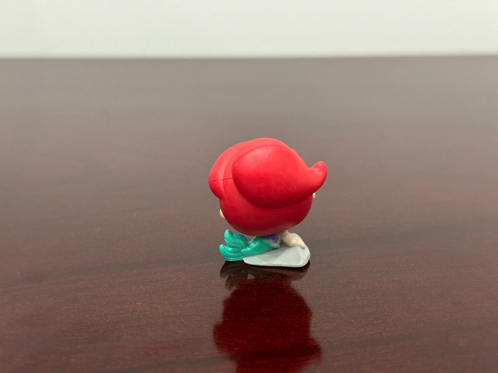 Young Ariel (Ultra Rare) - Series 8 - Disney Doorables - 2