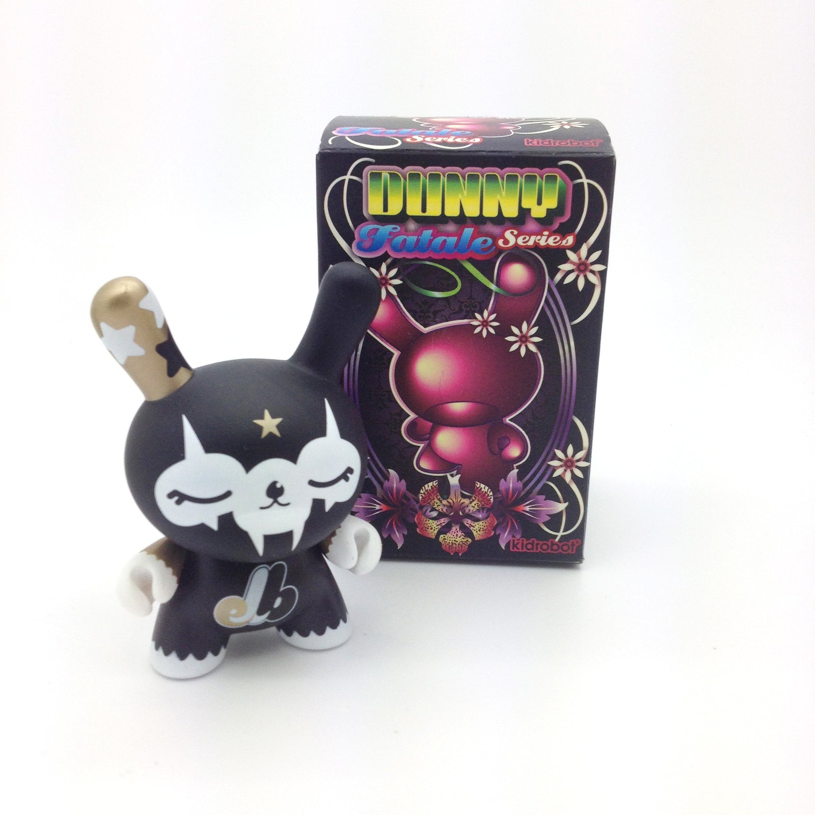 Fatale Mini Series - 123Klan