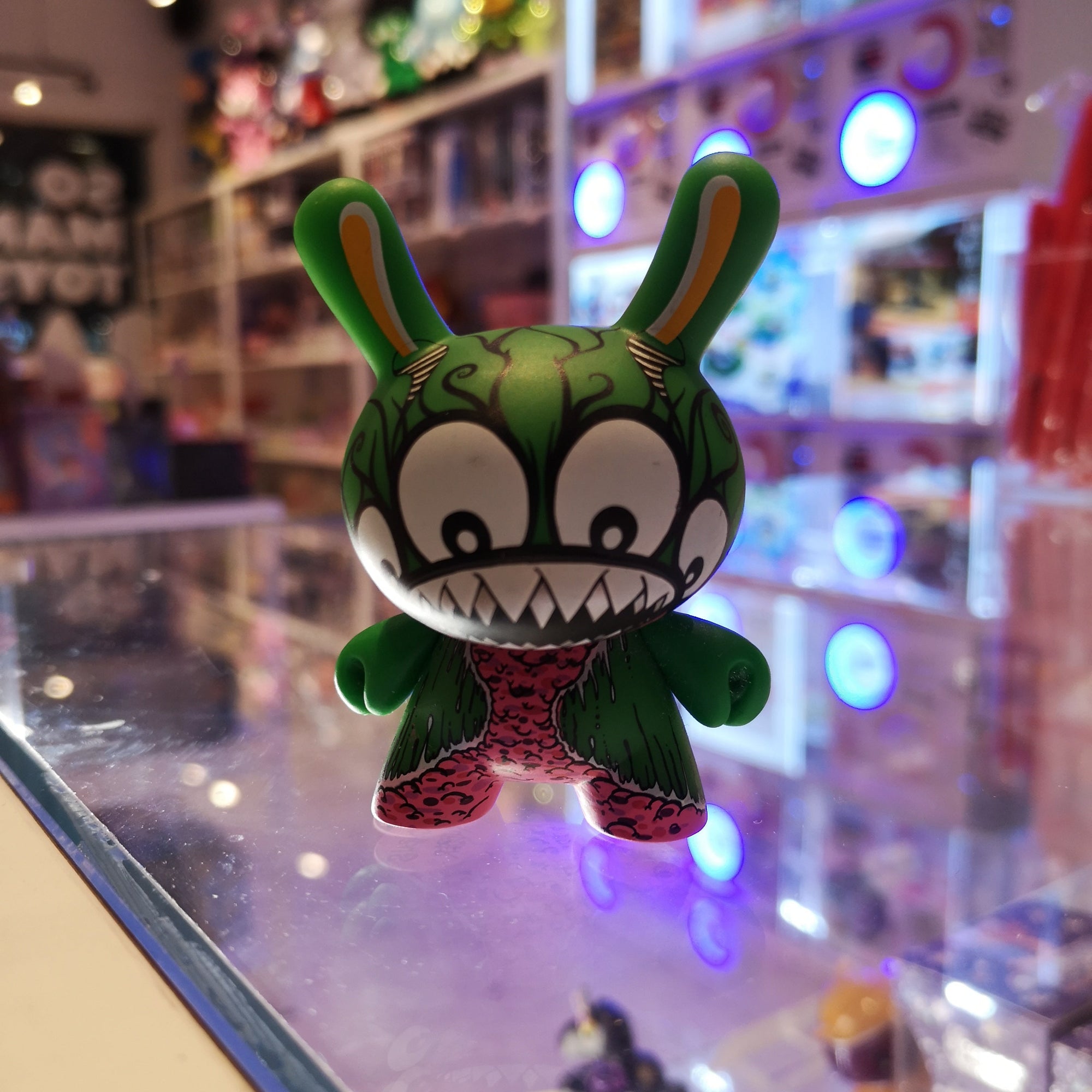 Ardabus Rubber Dunny - Dunny 2013 Series by KidRobot - 1