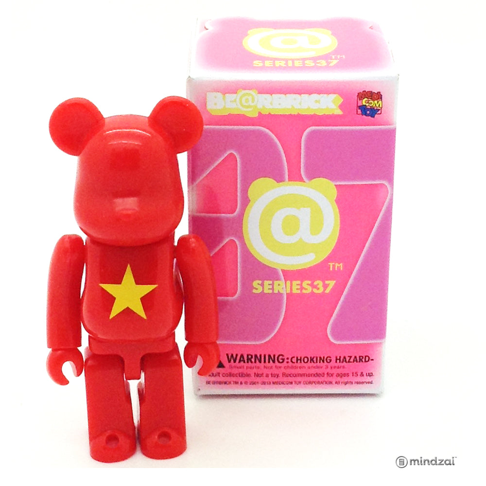 Bearbrick Series 37 - Vietnam (Flag)