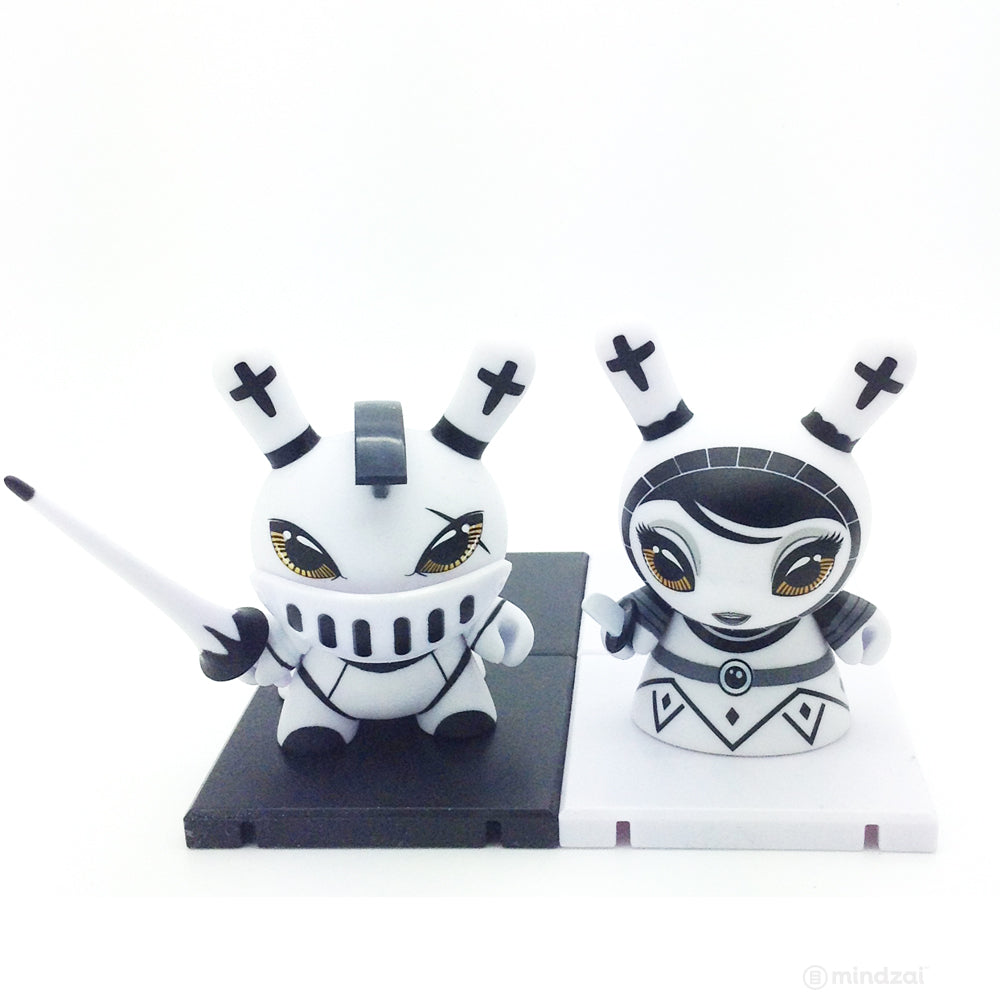 Shah Mat Dunny Chess Mini Series - Knight (White) and Pawn (Set of 2)