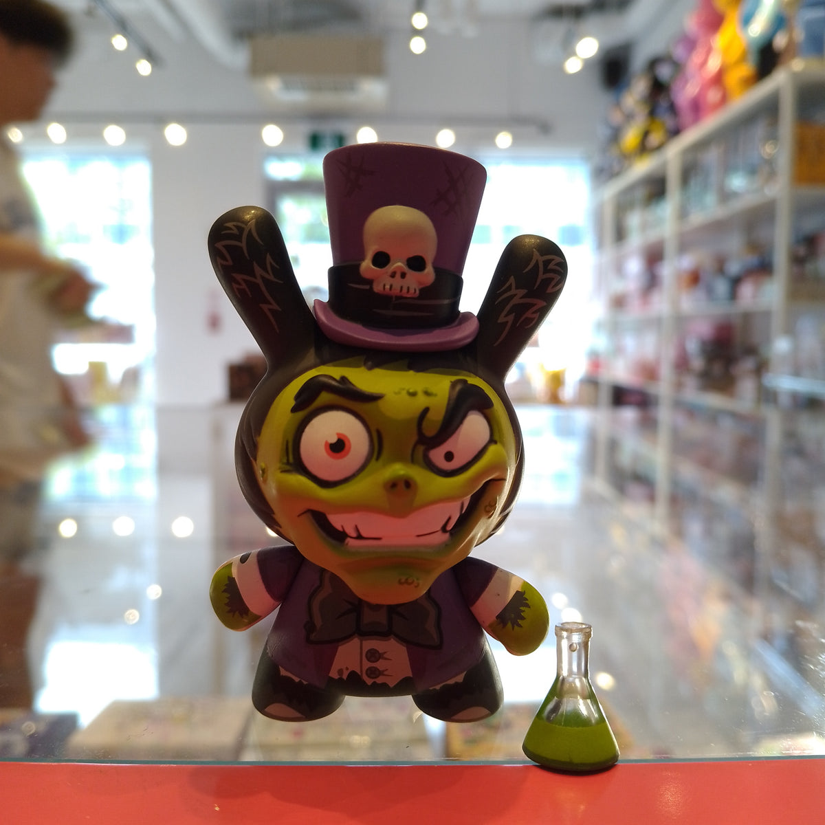 Dr Jekyll &amp; Hyde - The Odd Ones Dunny Series by Scott Tolleson x Kidrobot