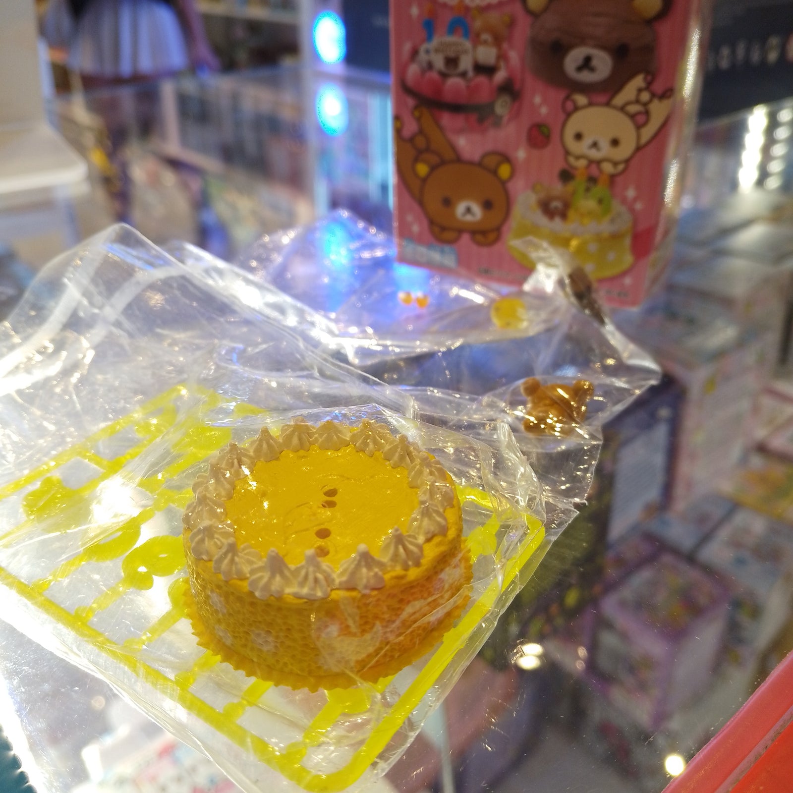 Lemon Cream Cake - Rilakkuma Birthday Cake Miniature by Re-Ment