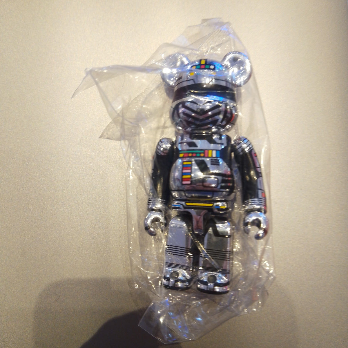 SF Robot - Bearbrick 45