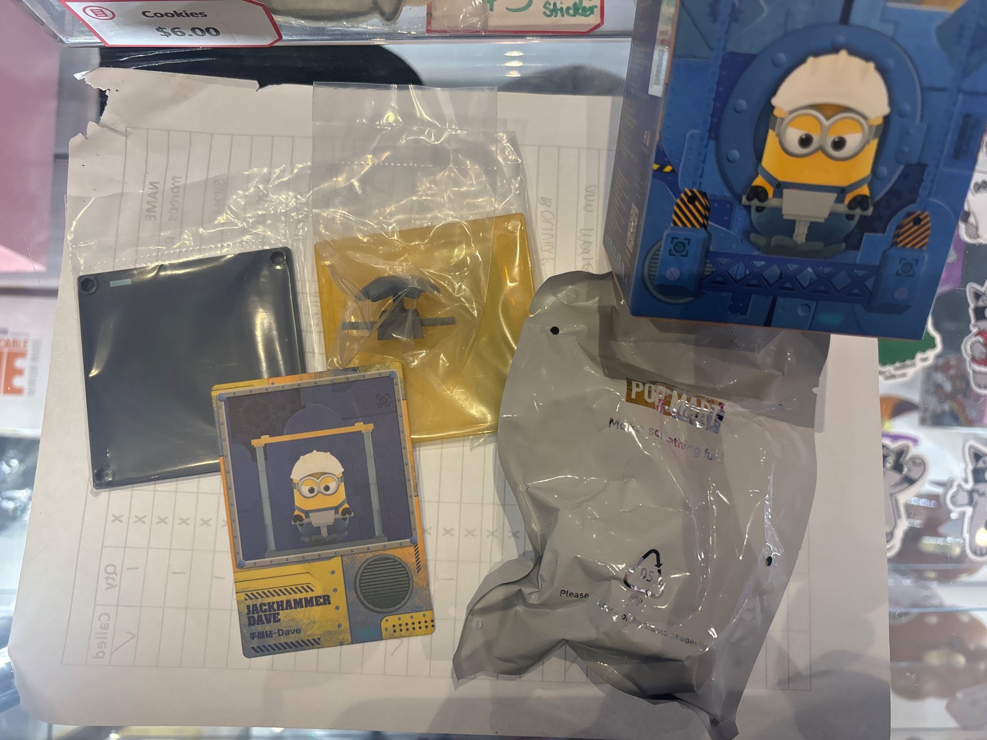 Jackhammer Dave - Minions at work Blind Box Series by POP MART - 1