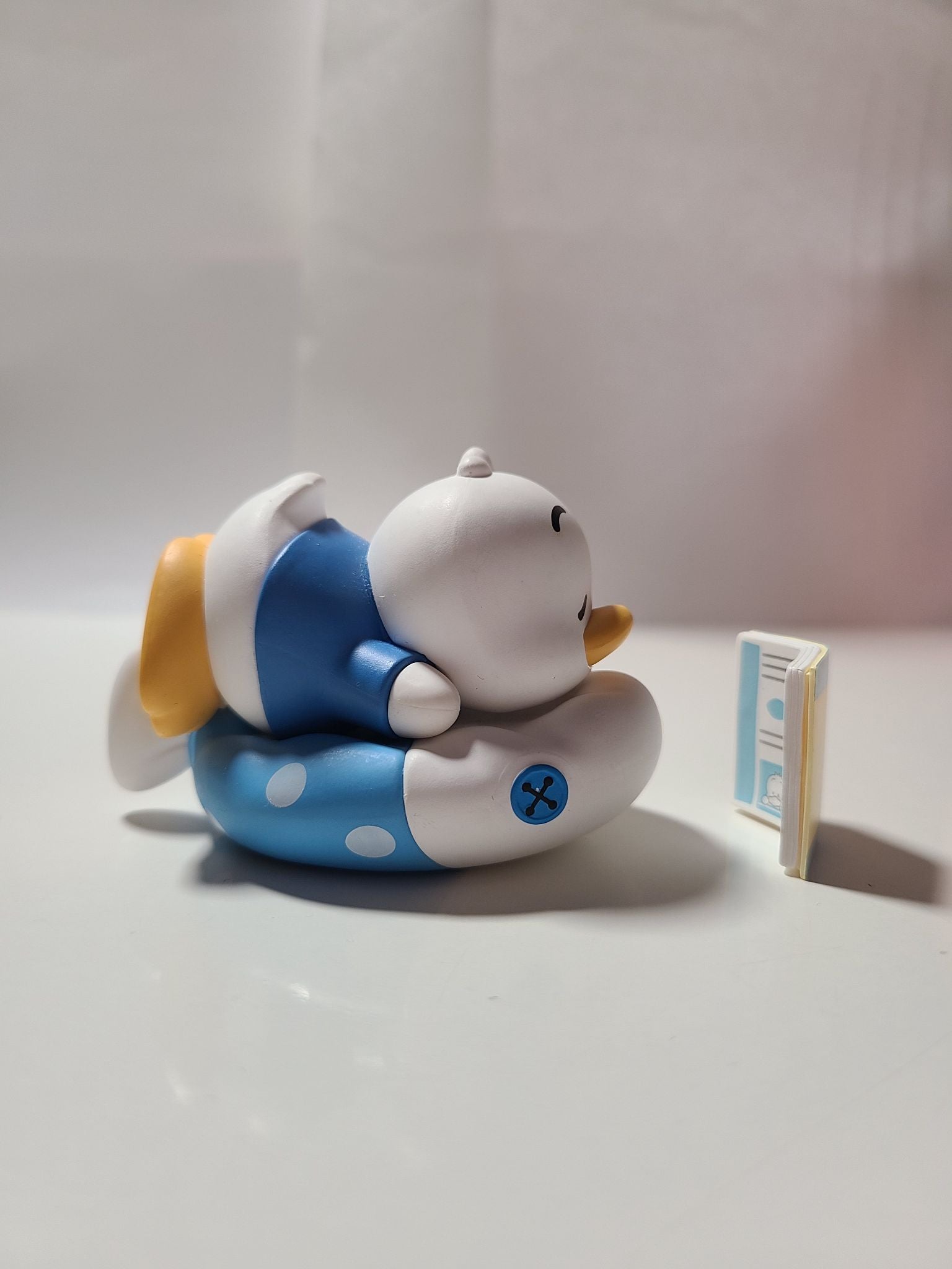 Ahiru no Pekkle - Sanrio Characters Fall Asleep by - POP MART  - 2