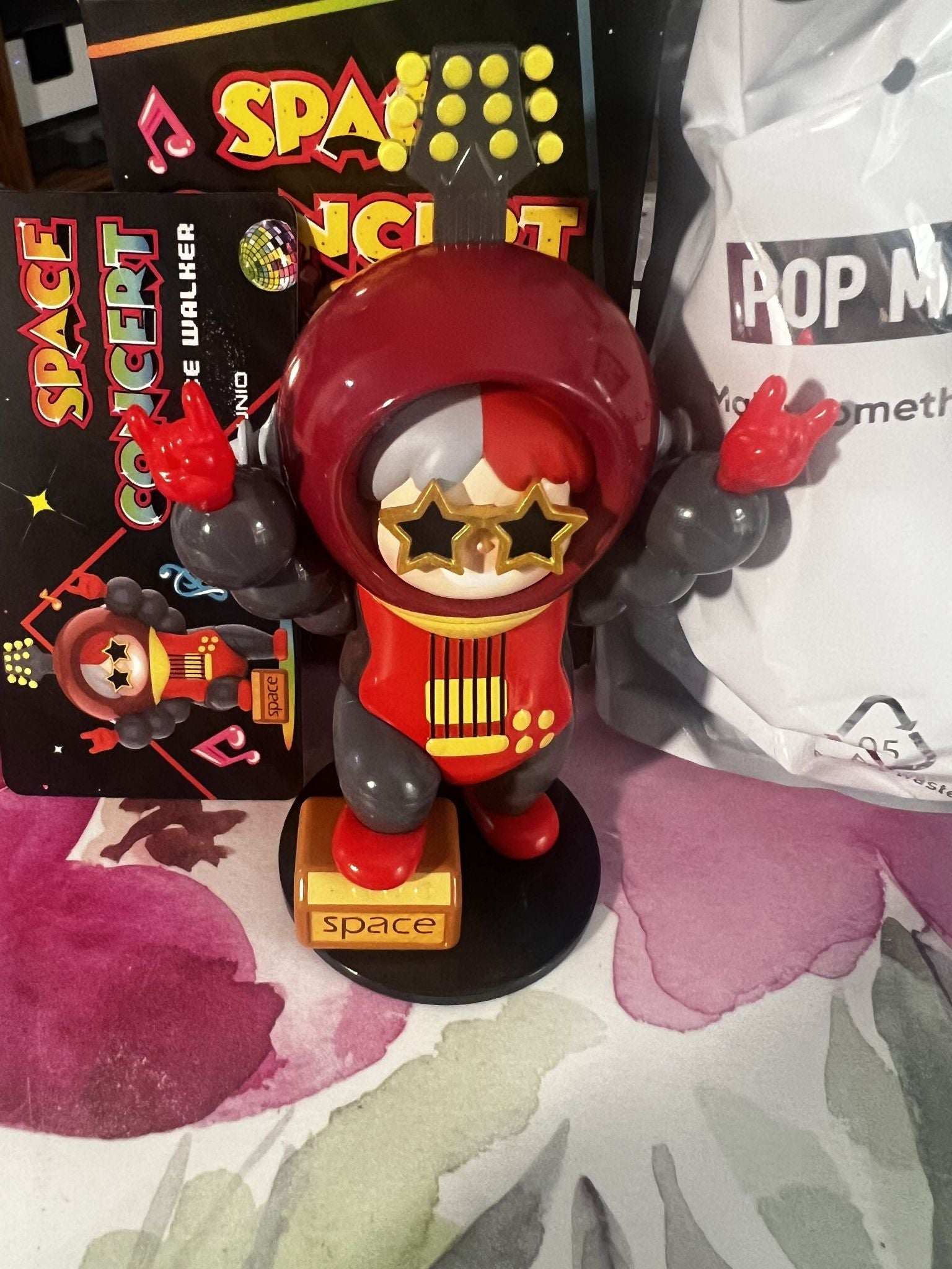 Guitar Space Concert Blind Box Series - 009 Space Walker x PopMart - 1