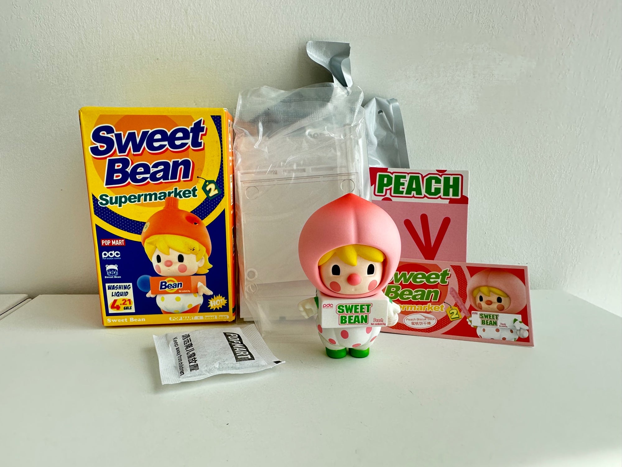 Peach Biscuit Stick - Sweet Bean Supermarket Series 2 by POP MART - 1