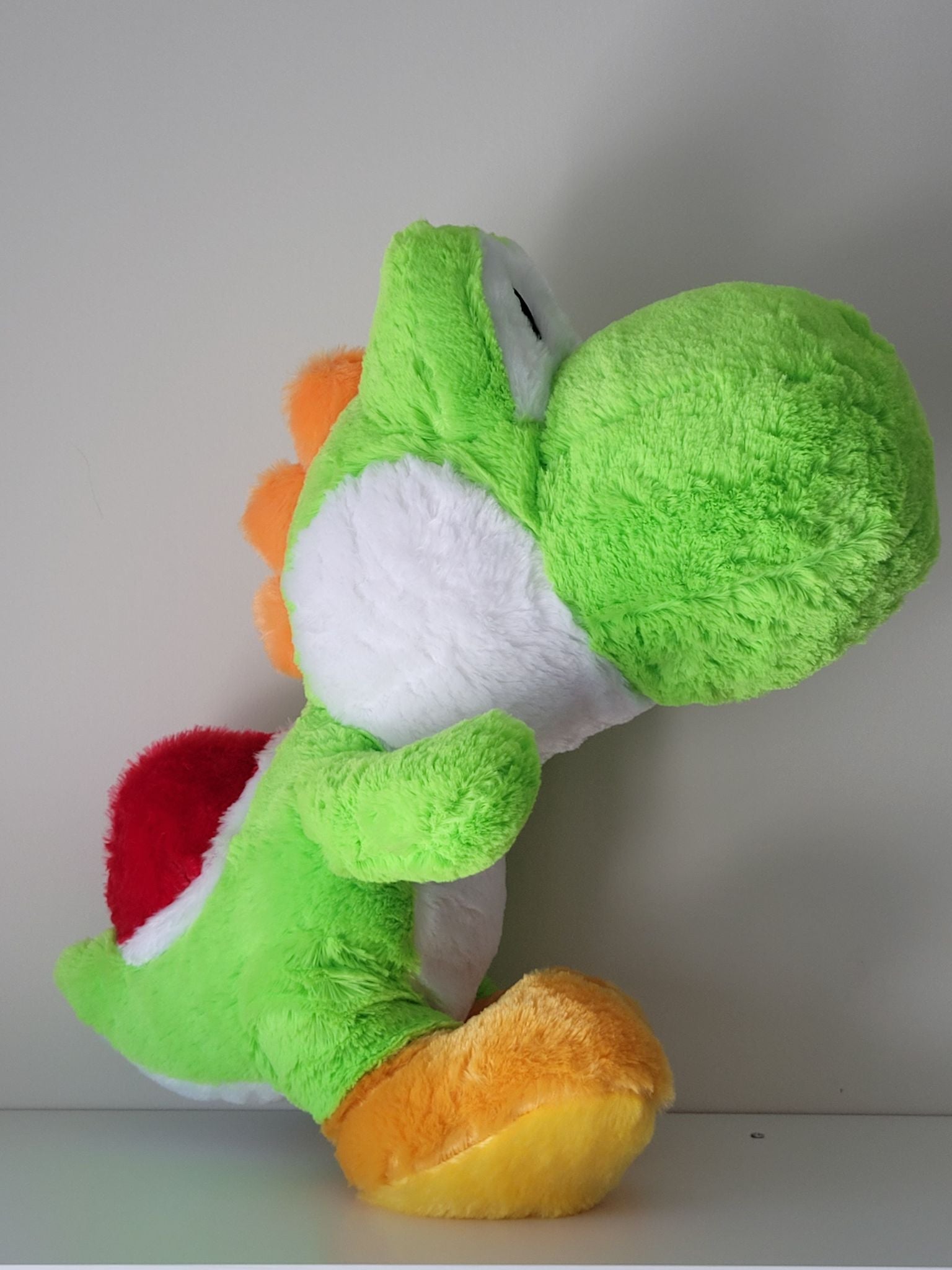 Super Mario - Cuddly Yoshi Extra Large 45cm Plushie - 2