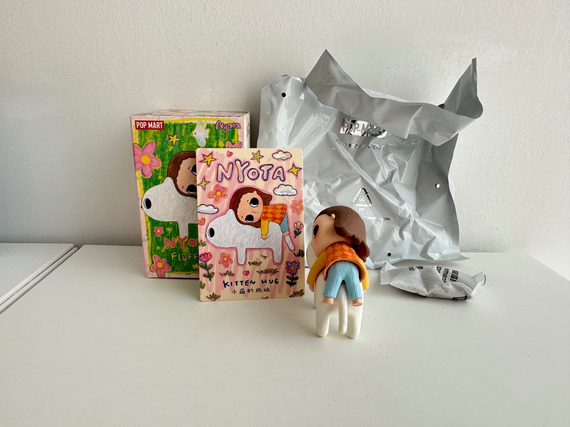 KITTEN HUG - Nyota's Fluffy Life Series Figures by POP MART - 4