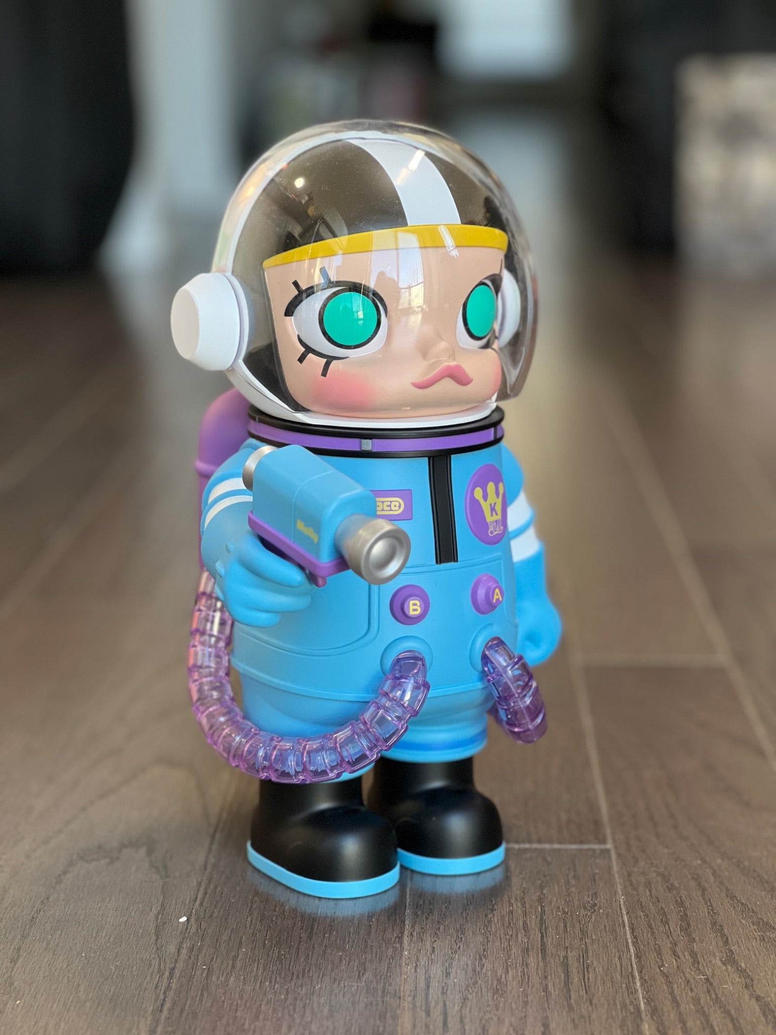 Pop Mart MEGA Space Molly Return Series 400% Space”B” (Blue) - 1