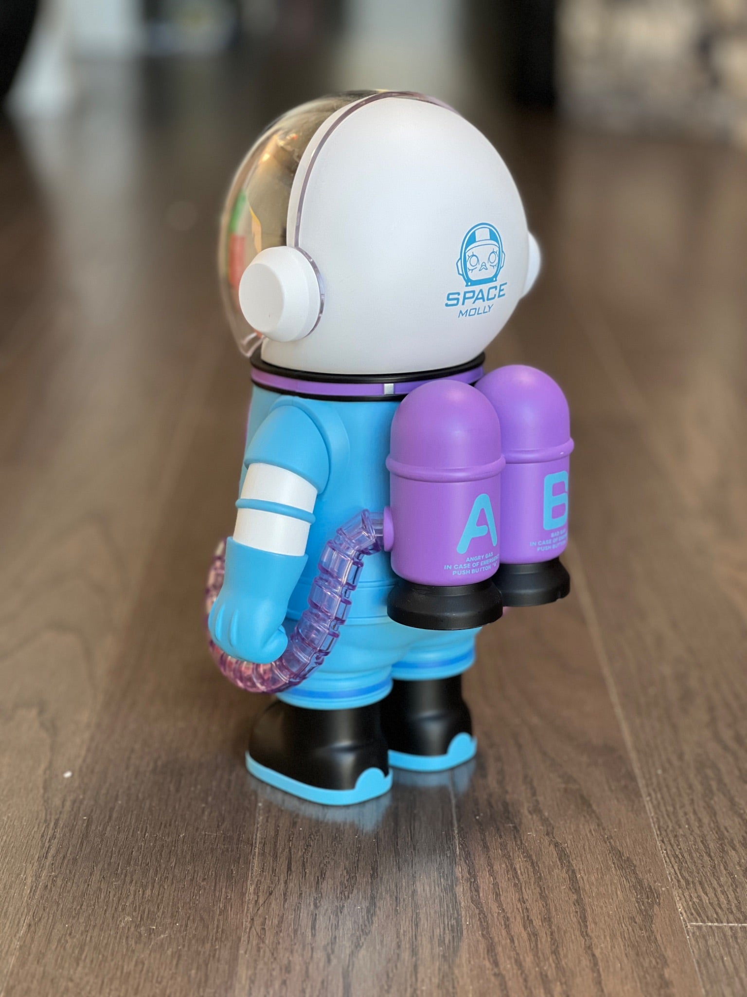 Pop Mart MEGA Space Molly Return Series 400% Space”B” (Blue