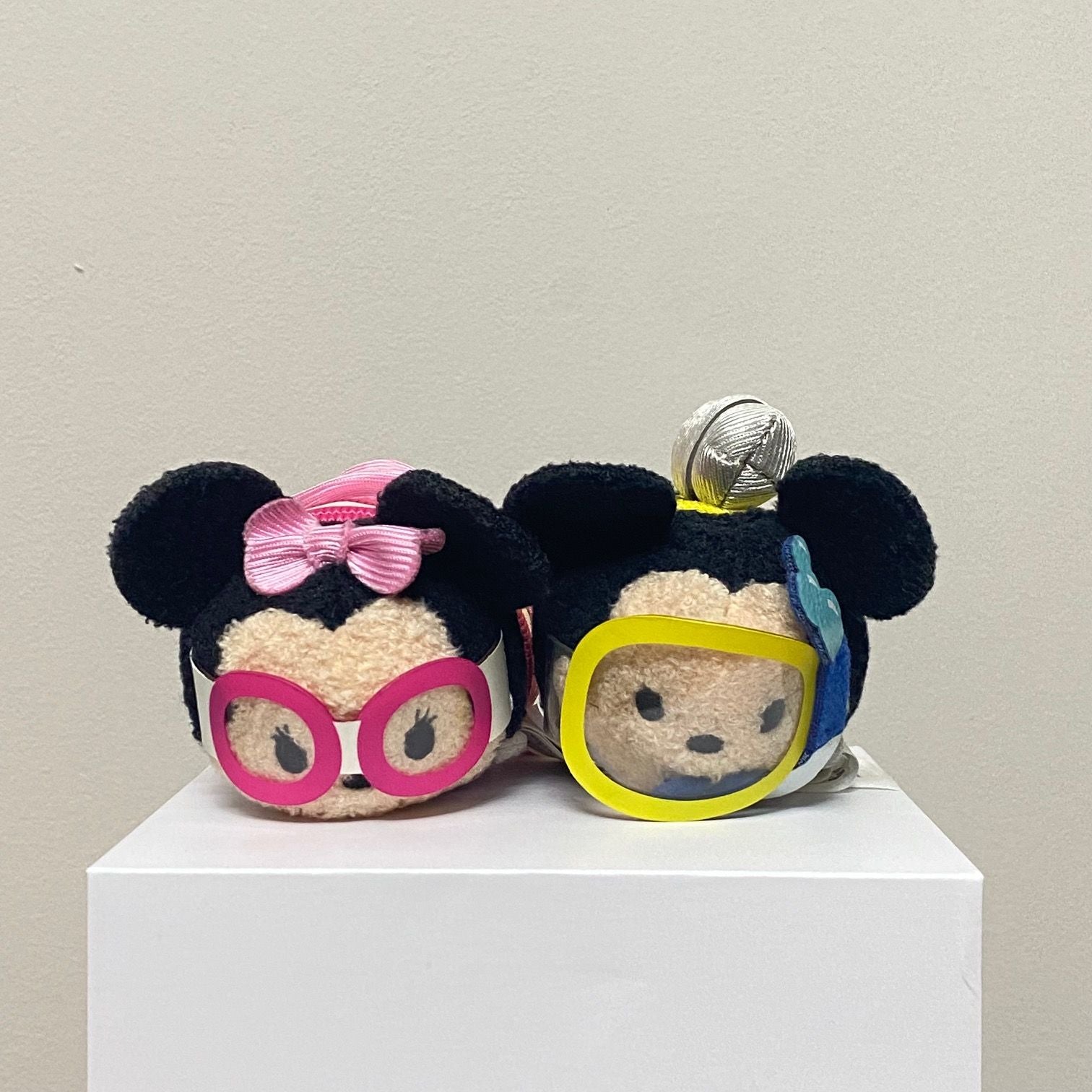Disney Mickey and Minnie Scuba Diving Tsum Tsum - 1