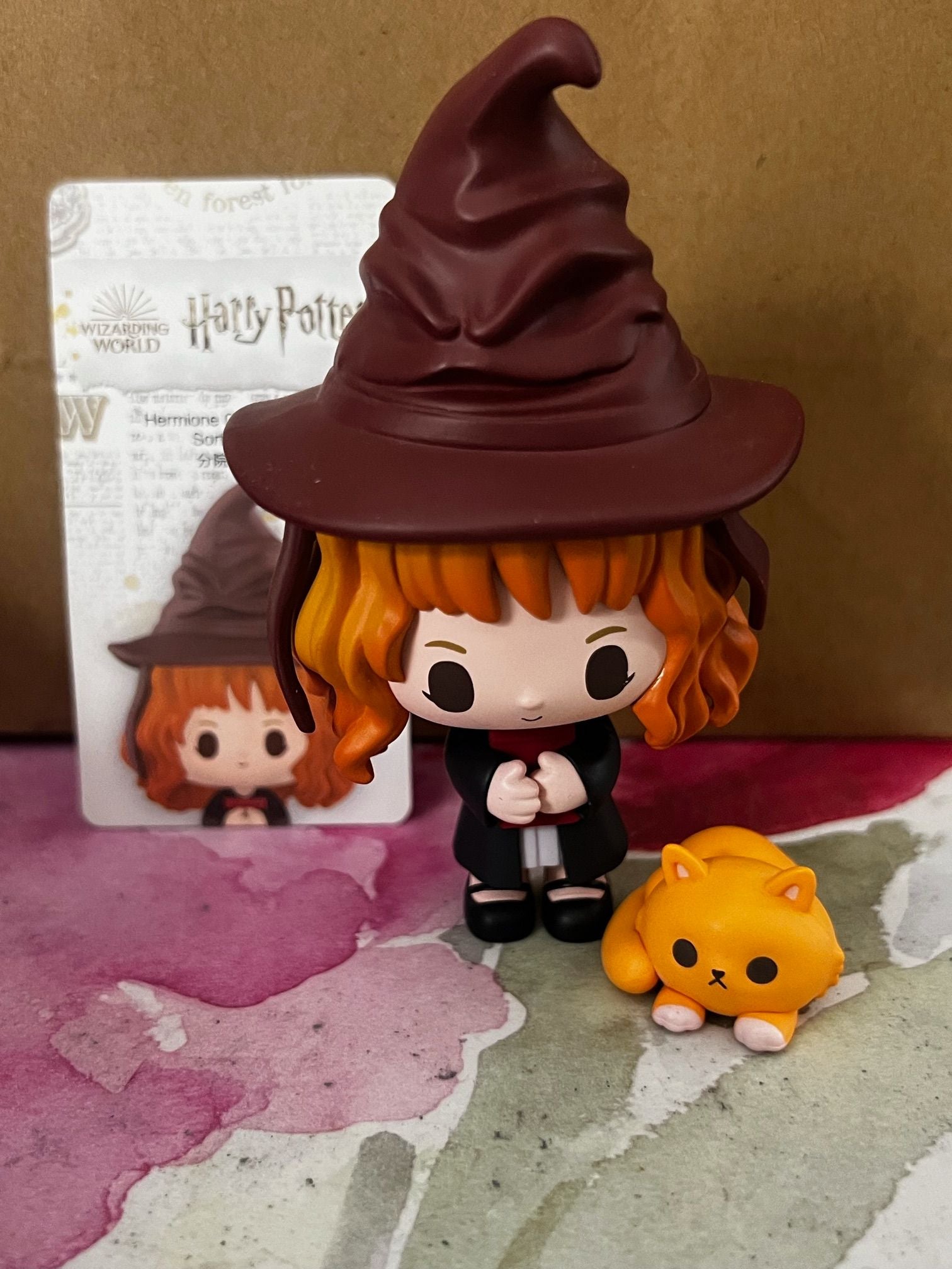 Hermione Granger with Sorting Hat - The Wizarding World Magic Props Series - Harry Potter x POP MART - 1