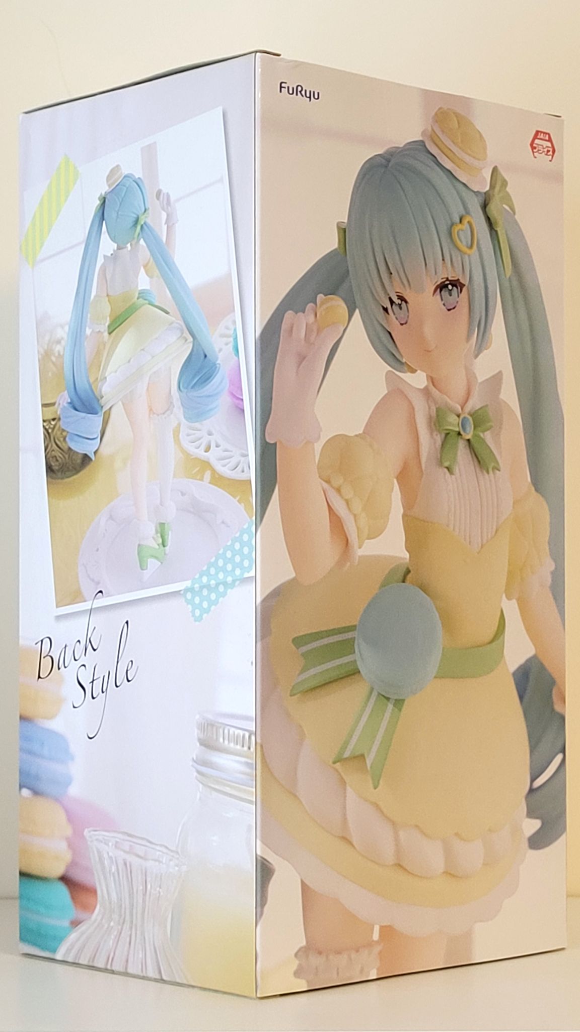 Hatsune Miku Exceed Creative Figure - Citron Macaron by FuRyu  - 5