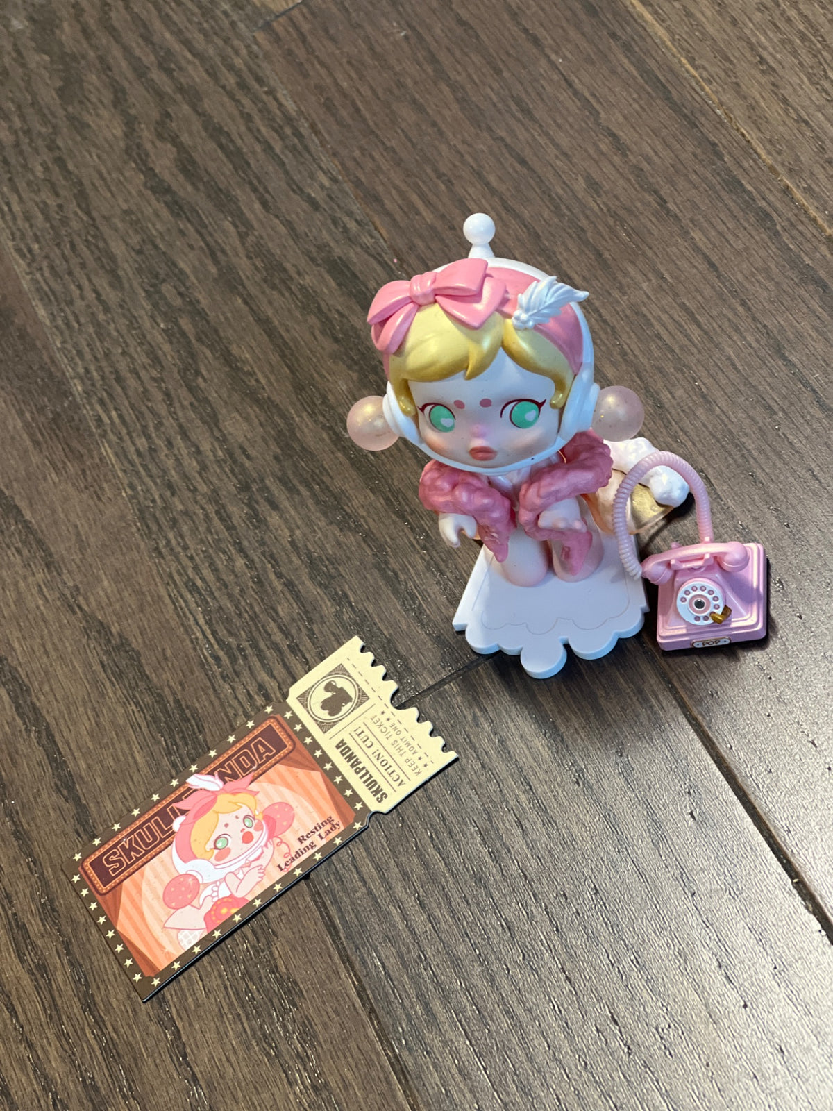 Resting leading lady - POP MART SKULLPANDA action! Cut! Series Blind Box - 3
