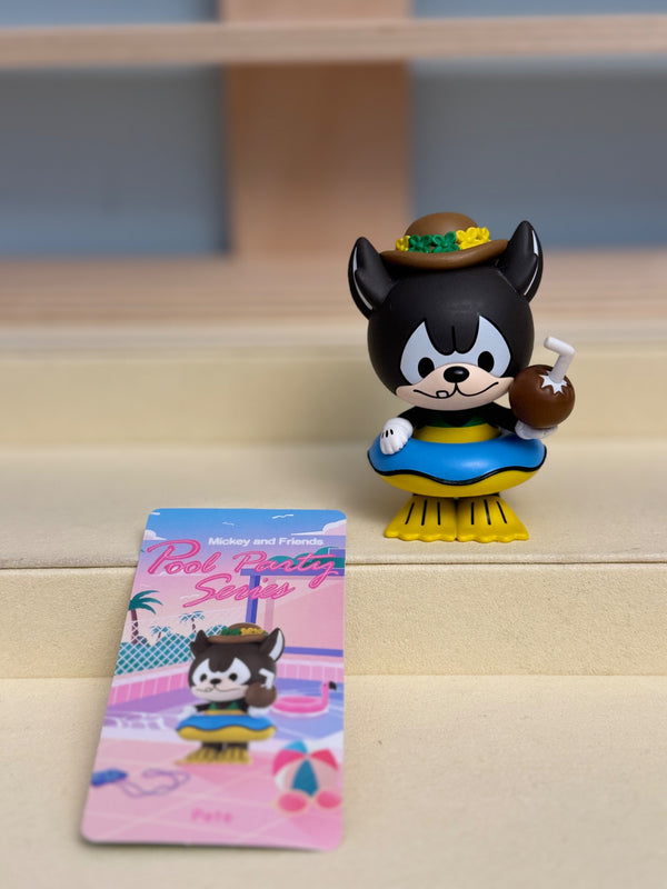 Pete - Pool Party Series - Mickey and Friends - Pop Mart