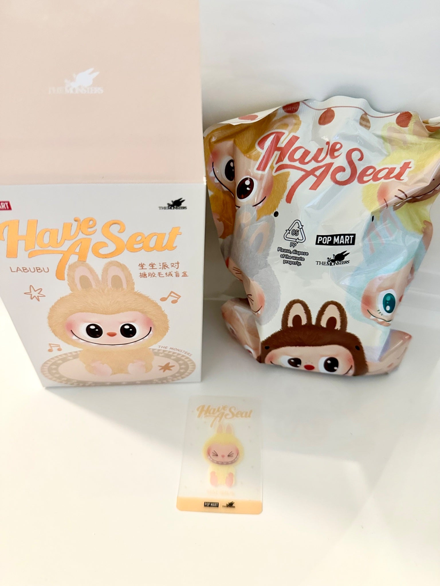 SISI - Labubu THE MONSTERS - Have a Seat Vinyl Plush | Tiny