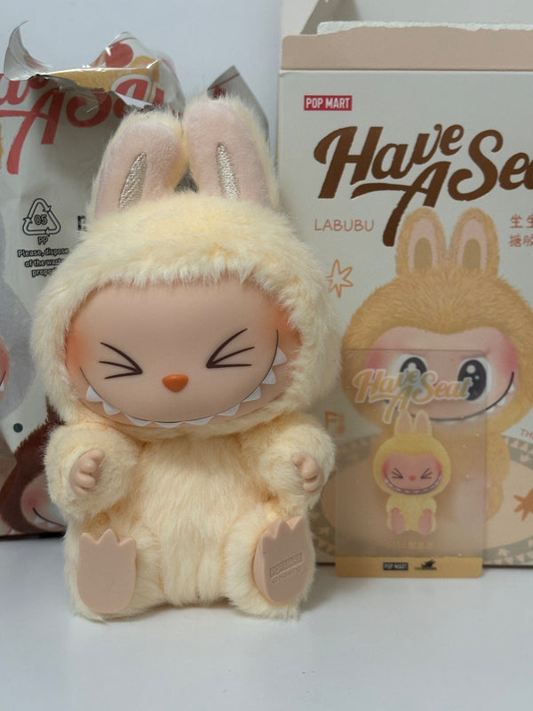 ぬいぐるみ POPMART LABUBU Have a seat SISI Pop Mart Labubu The Monsters Have a Seat SISI Vinyl Plush - US