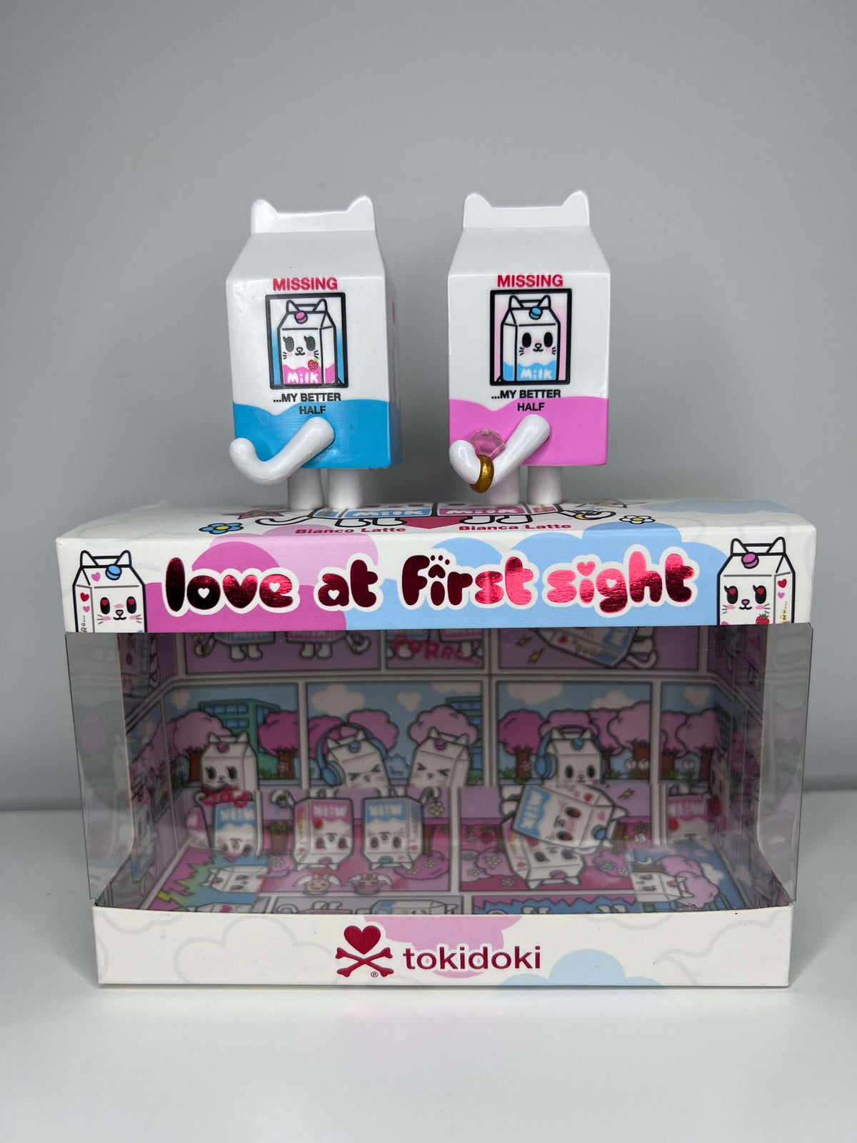 Love at First Sight Milk Cats Vinyl Figure Set by Tokidoki - 2