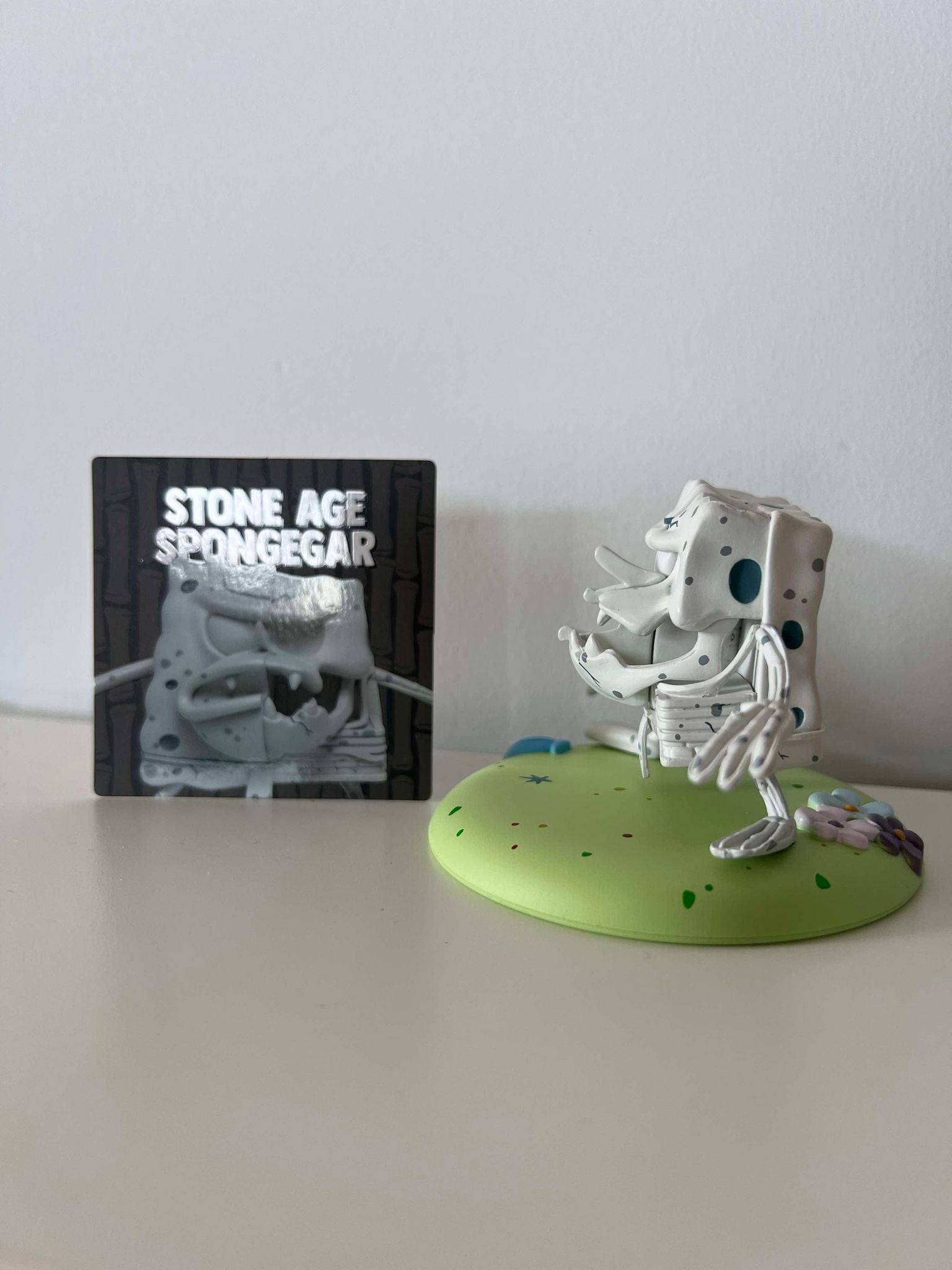 Stone Age Spongegar - SpongeBob SquarePants (Meme Edition) Hidden Dissectables by Jason Freeny x Mighty Jaxx - 2