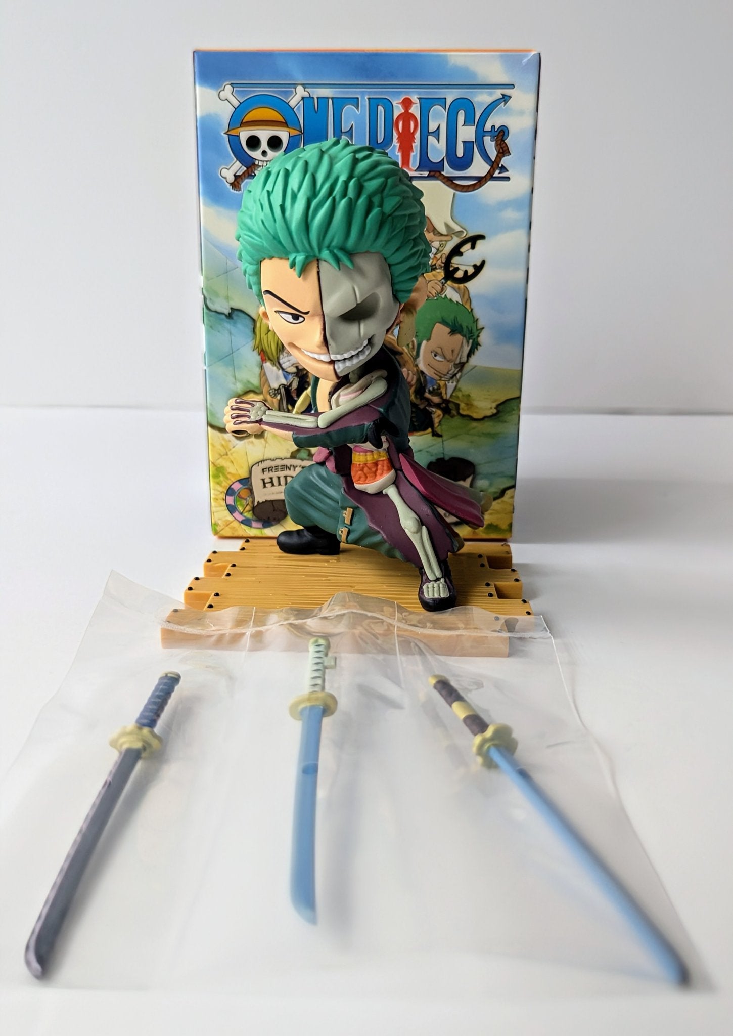 Roronoa Zoro - Freeny's Hidden Dissectibles One Piece Series One - Mighty Jaxx - 1