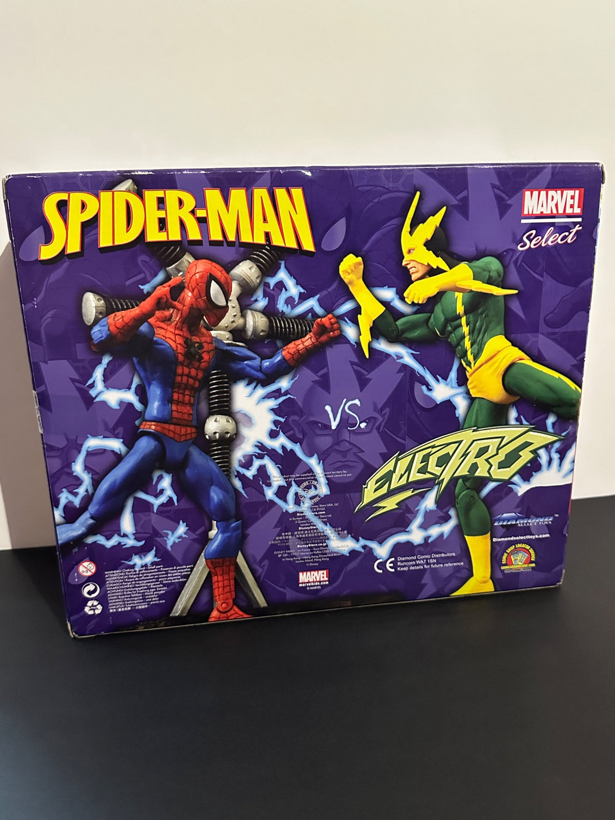 Marvel Select - Disney Store - Spider-Man and Electro Action Figures - 2