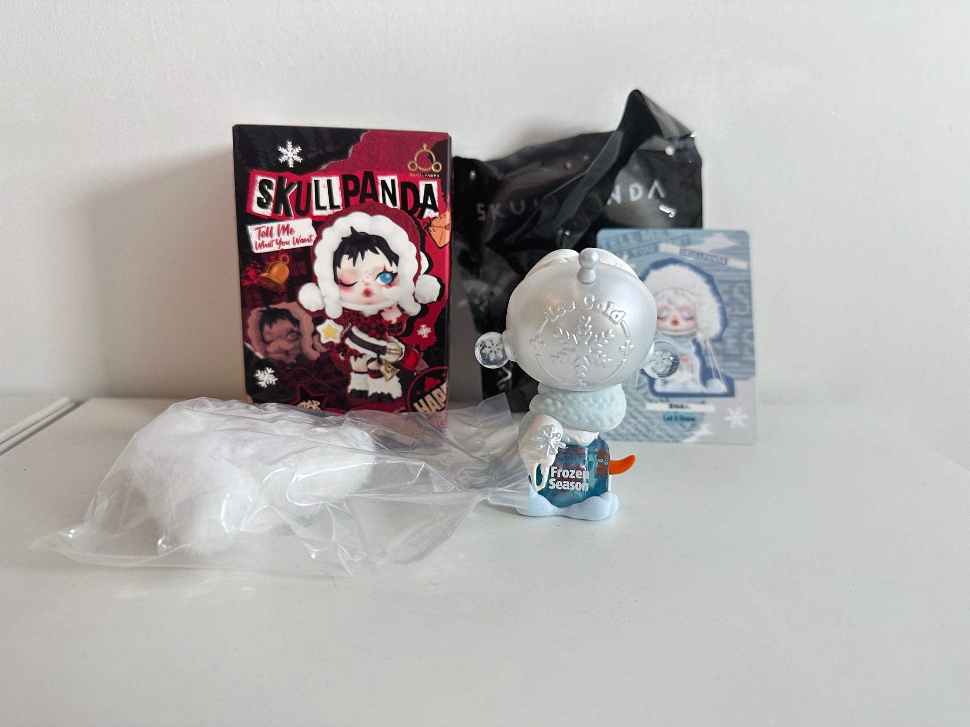 Let it snow - SKULLPANDA Tell Me What You Want Series by POP Let it snow - SKULLPANDA Tell Me What You Want Series by POP