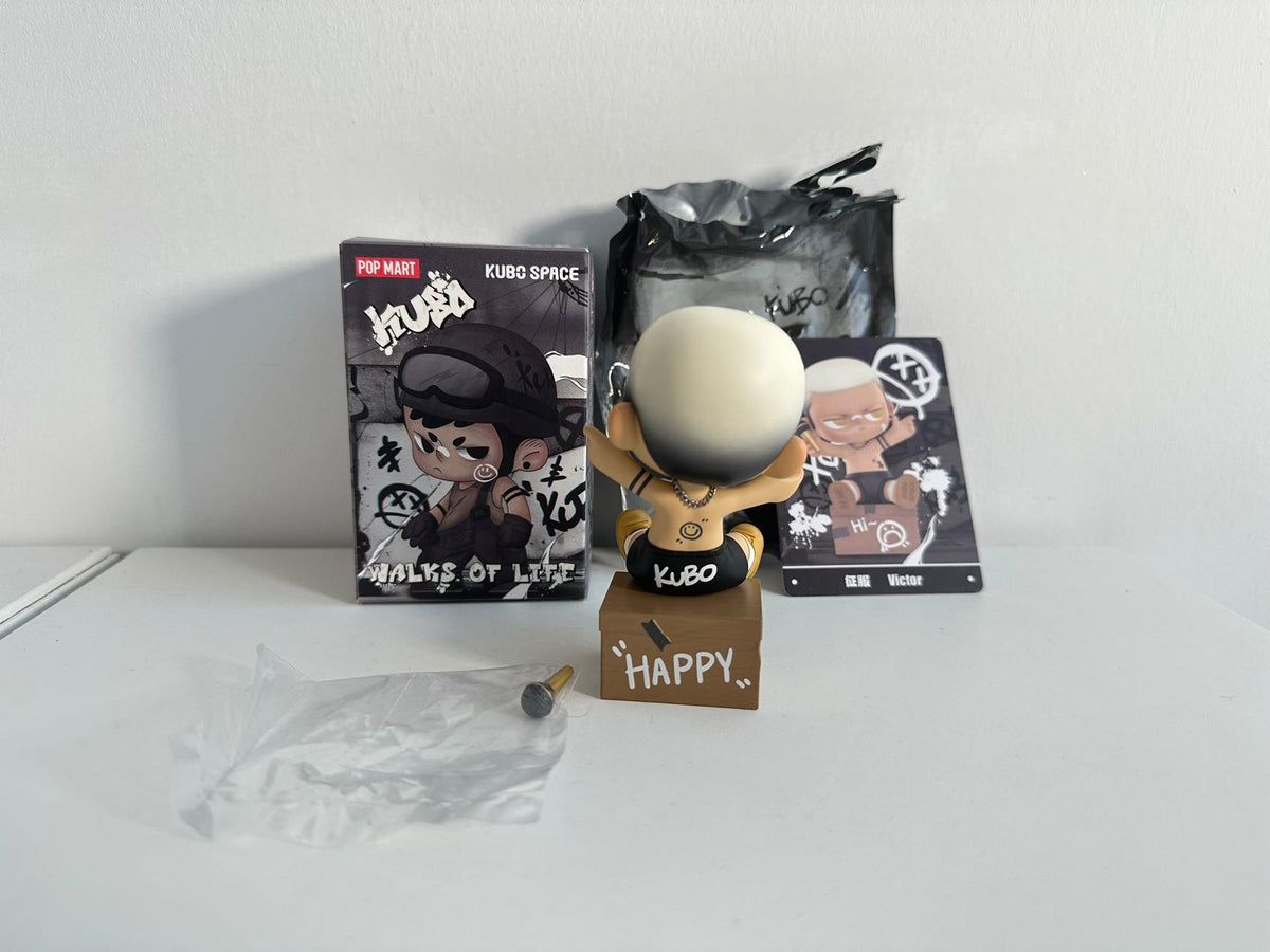 Victor (Chaser/Secret)- Kubo Walks of Life by POP MART - 2