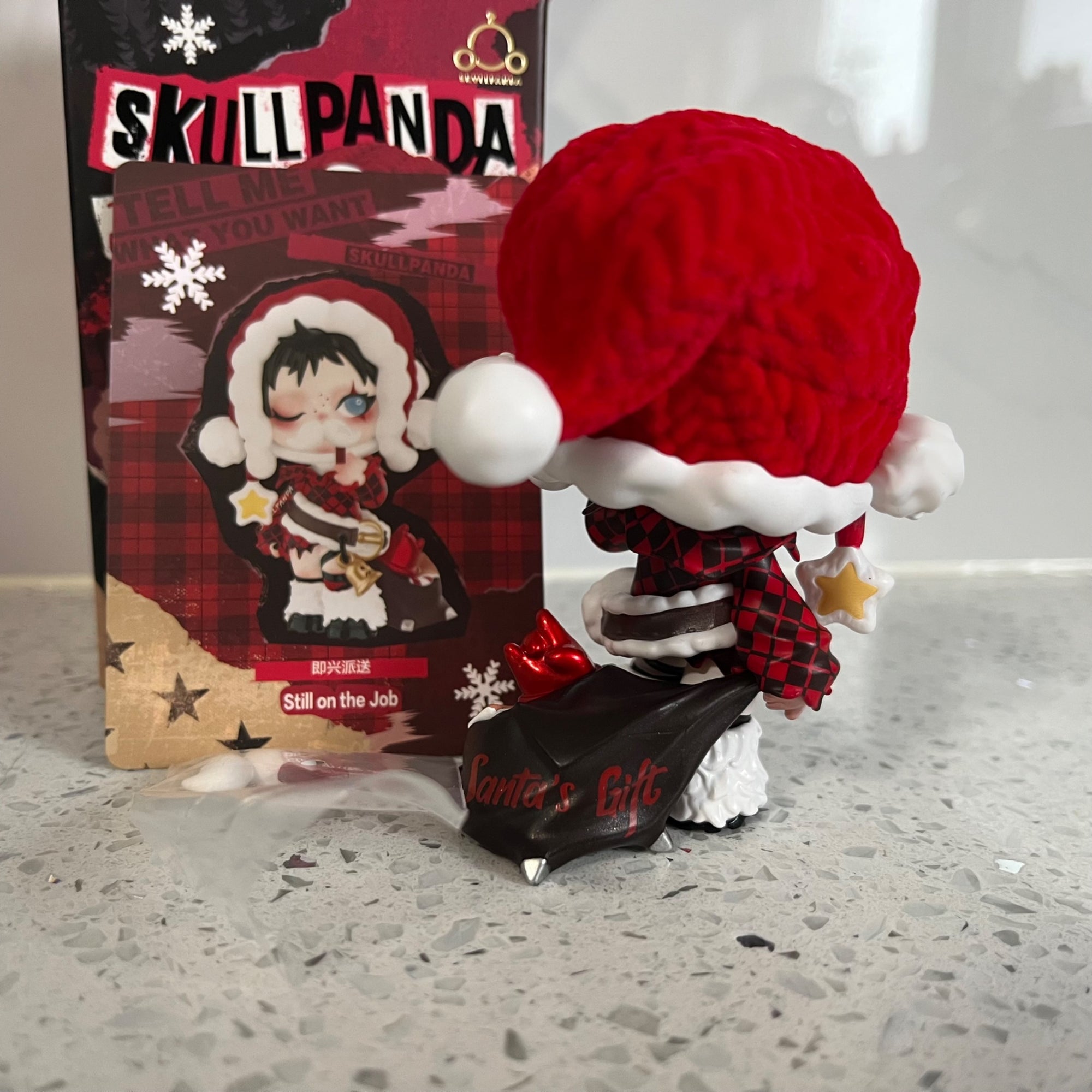 Still on the Job - Skullpanda Tell Me What You Want by POP MART - 1