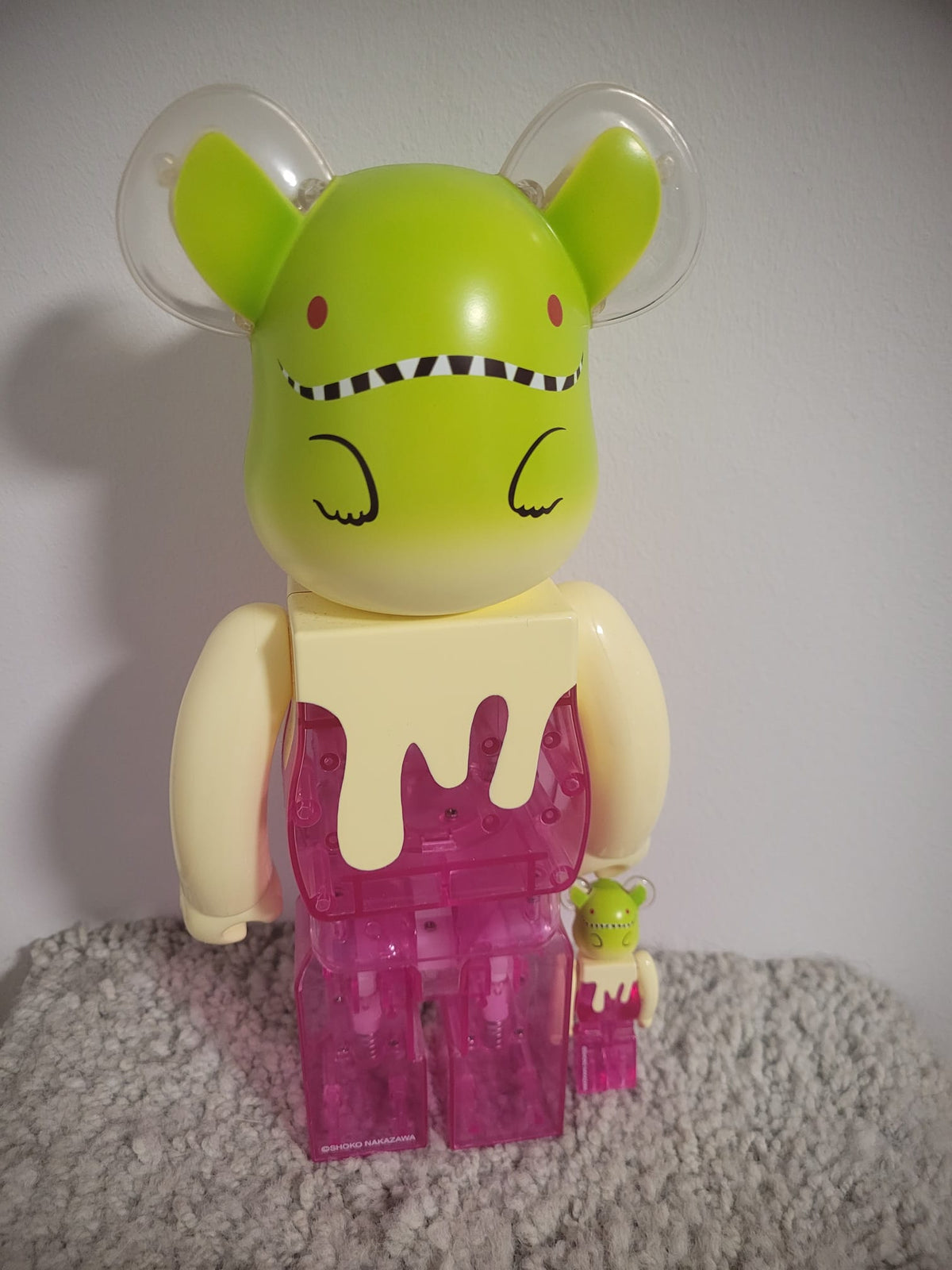 Byron 400% and 100% - BearBrick - Medicom - 2