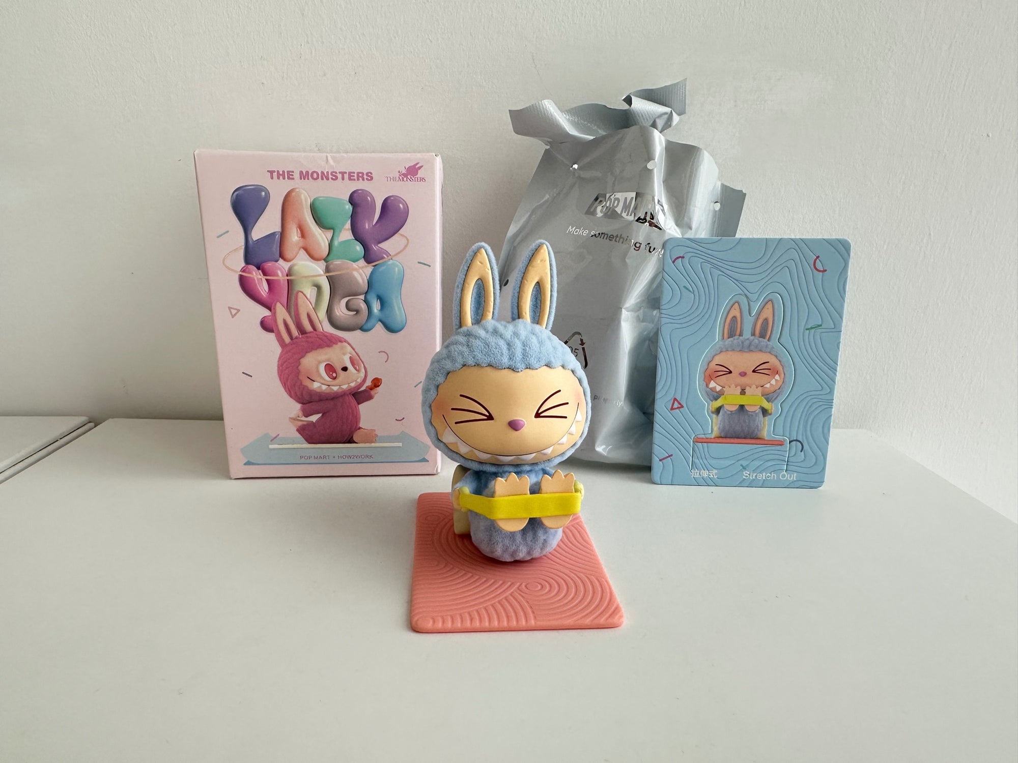 Stretch out - Lazy Yoga Series Figures THE MONSTERS Labubu