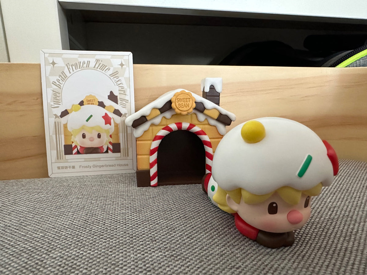 Frosty Gingerbread House -Sweet Bean Frozen Time Dessert Boy - 2