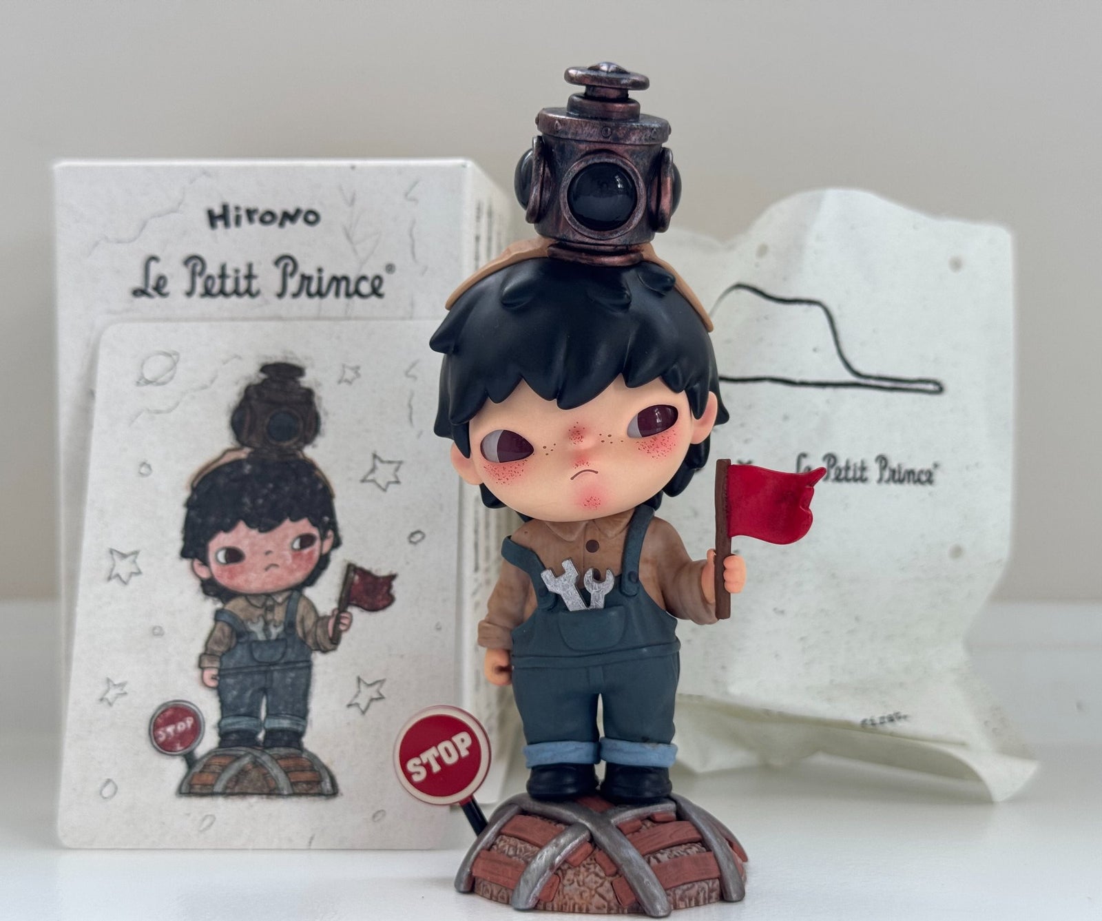The Switchman - Hirono x Le Petit Prince series by POP MART