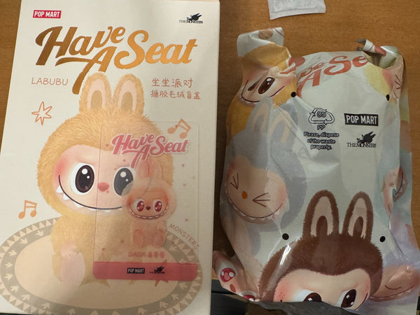 ぬいぐるみ POP MART LABUBU HAVE A SEAT DADA Pop Mart Labubu The Monsters Have a Seat ZIZI Vinyl Plush - JP