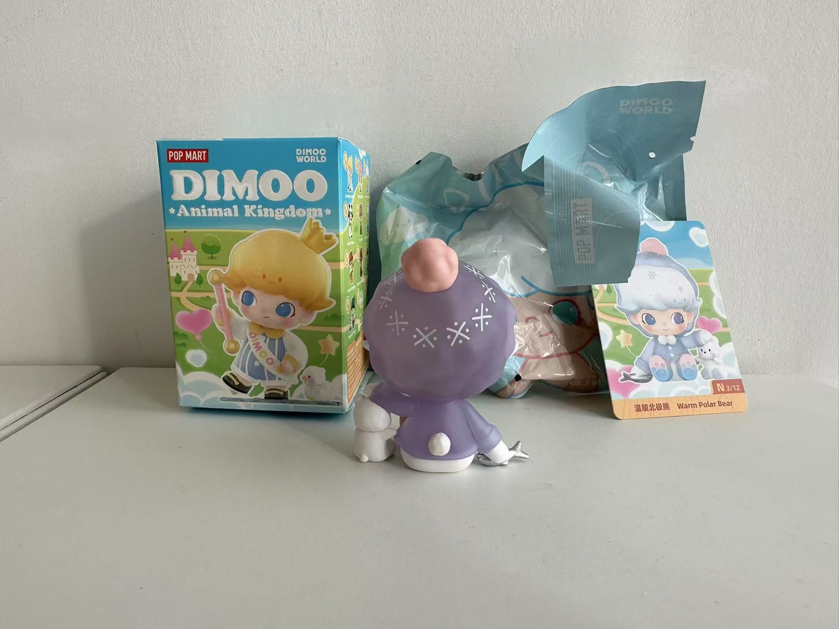 Warm polar bear - DIMOO Animal Kingdom Series Figures by POP MART - 1