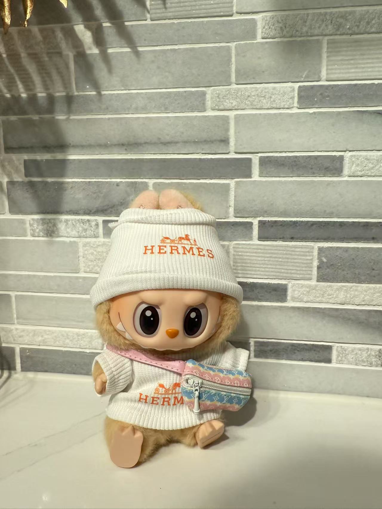 White "H" Sweater + Hat Set with Bag  - Labubu Clothes for Have A Seat - 1