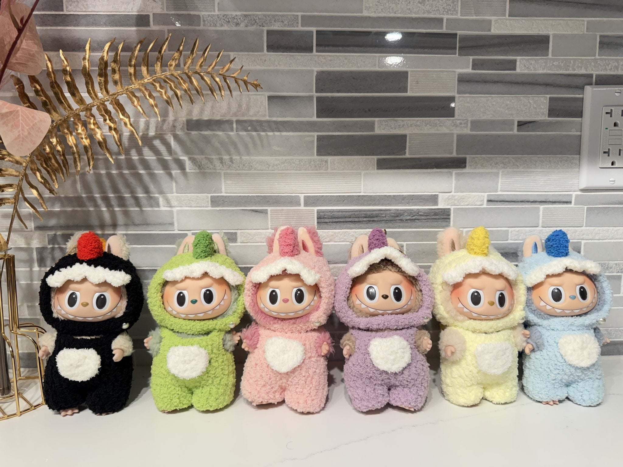 Labubu Exciting Macaron Pink トトロ　コスチューム Amazon.com: Adorable Custom Outfits for The Monsters' LABUBU