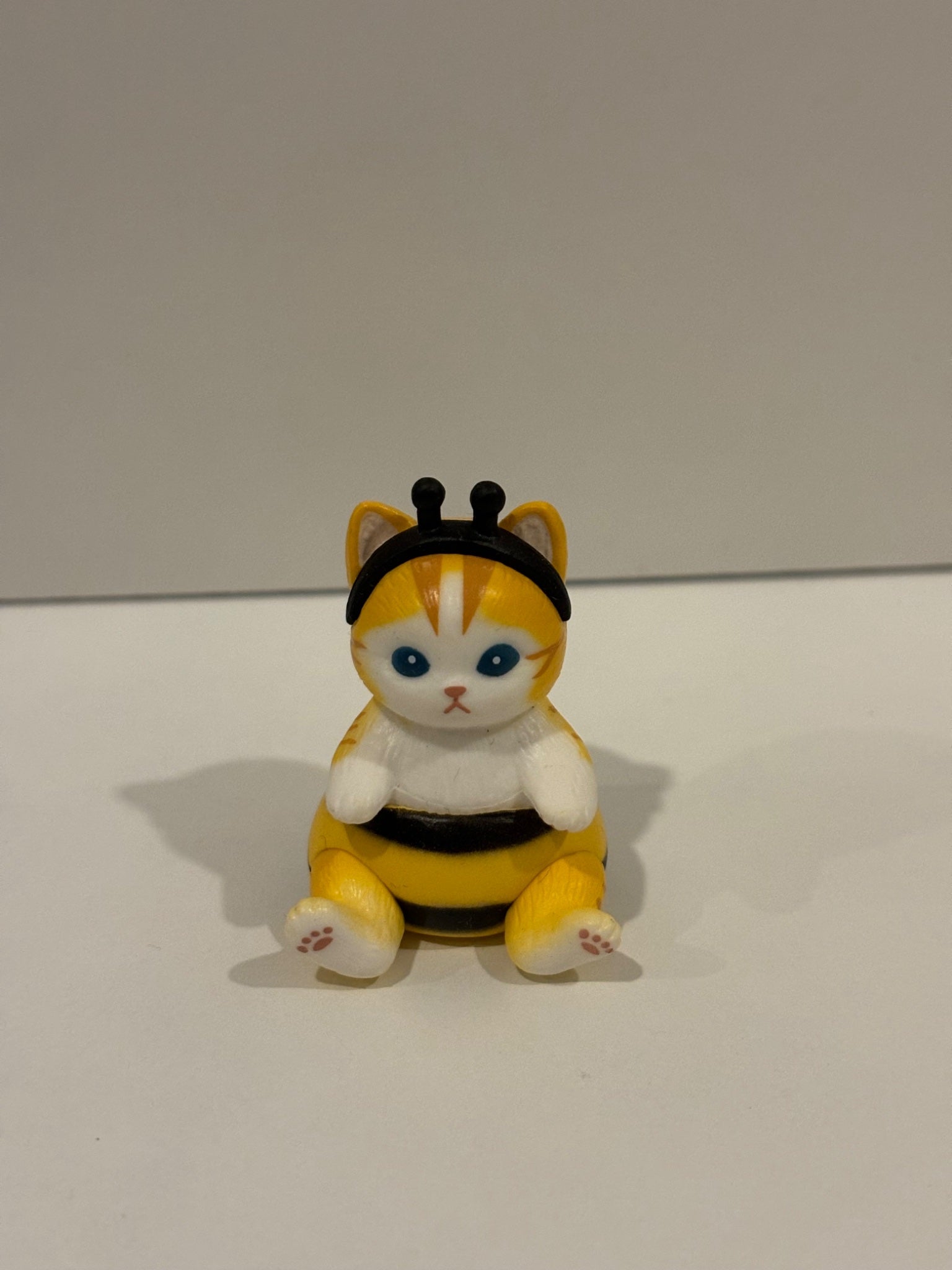 Bee Mofusand
