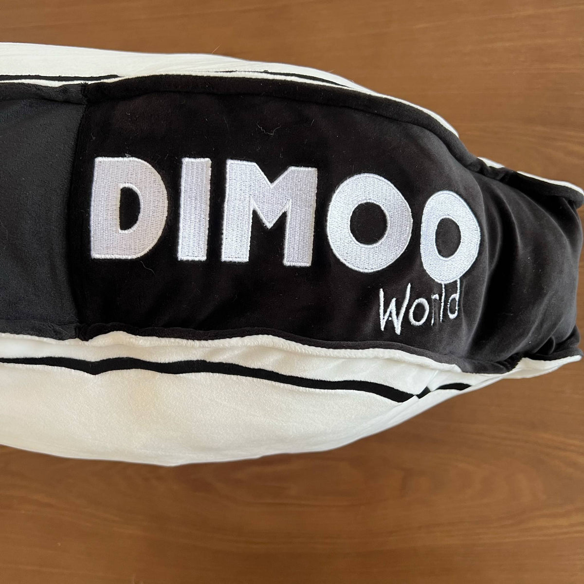 DIMOO PLUSH PILLOW -POP MART