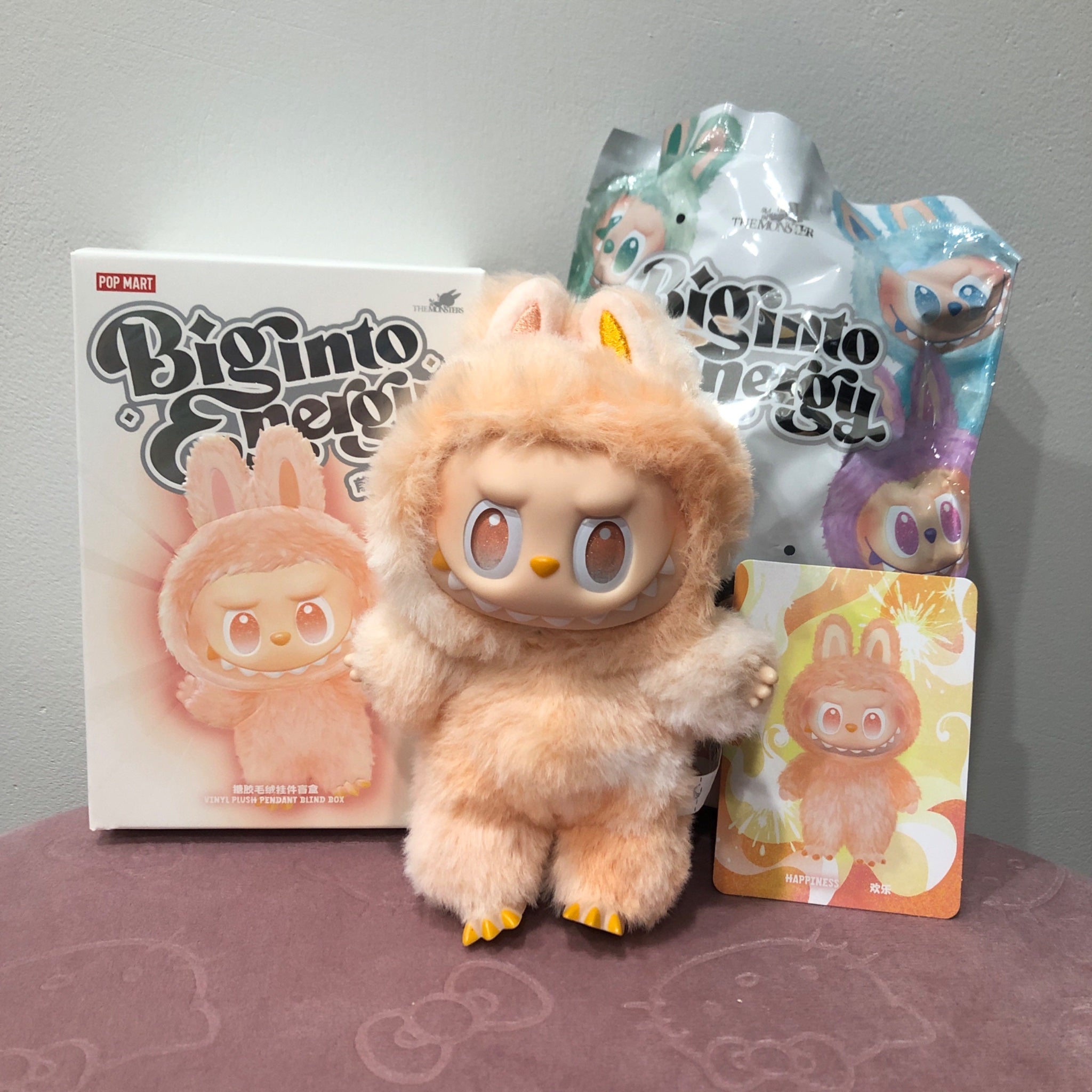 ぬいぐるみ・マスコット LABUBU Big into Energy HAPPINESS Happiness - THE MONSTERS Big into Energy Series-Vinyl Plush