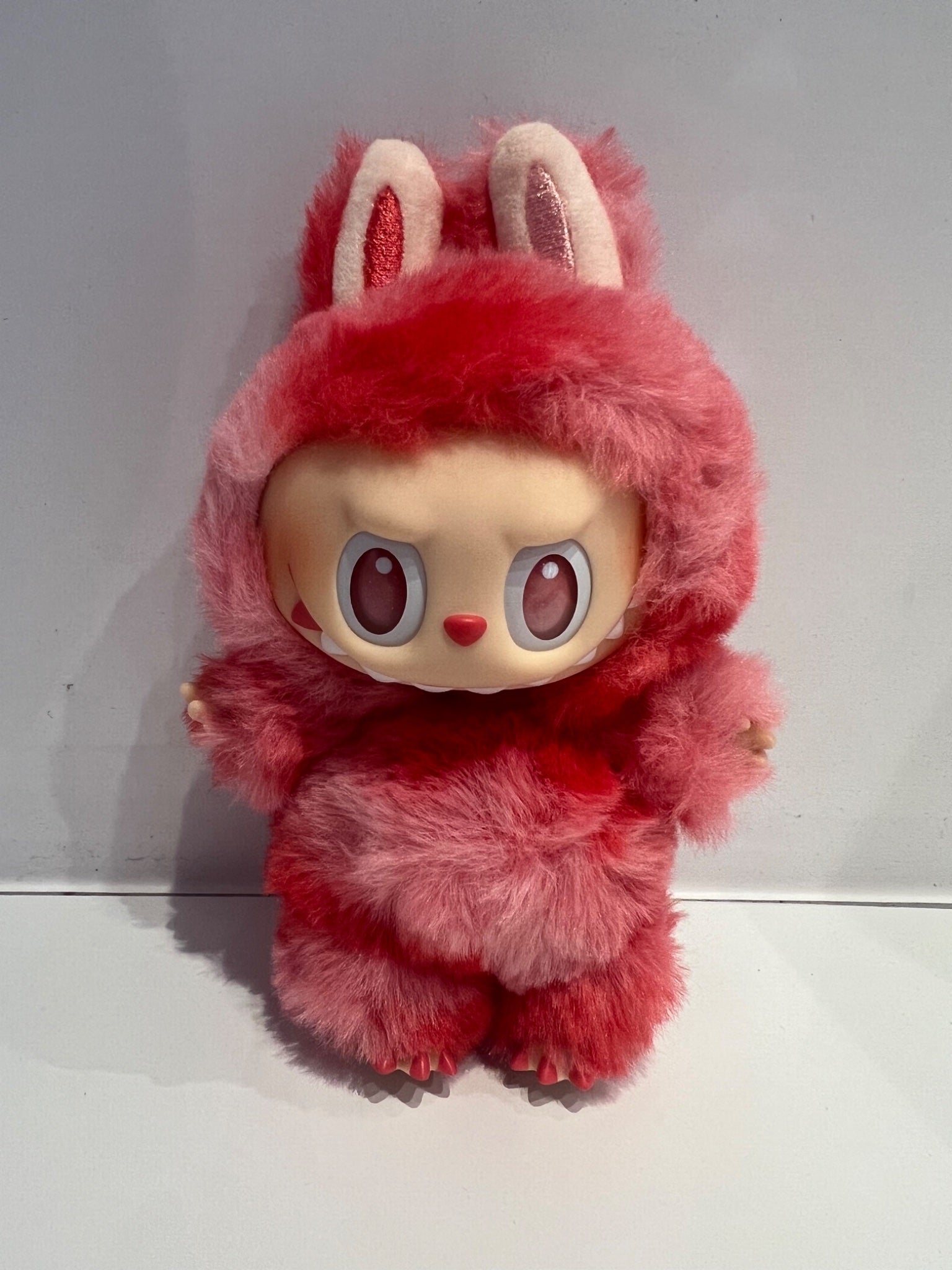 Love - Labubu Big into Energy - POPMART - Mindzai Toy Shop