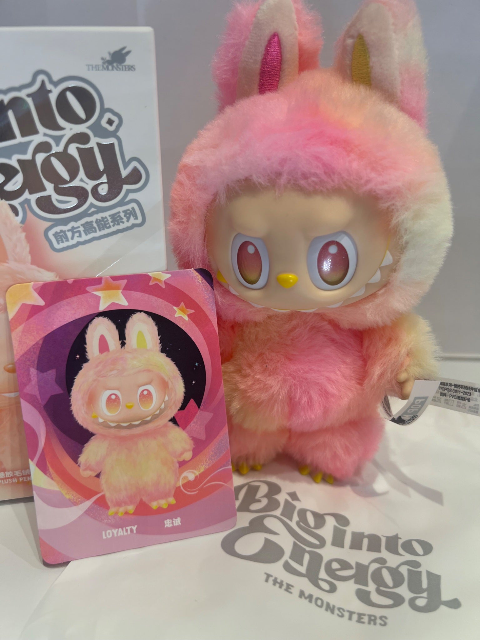 Labubu big into energy LOYALTY エナジー Loyalty - Labubu Big into Energy - POPMART - Mindzai Toy Shop