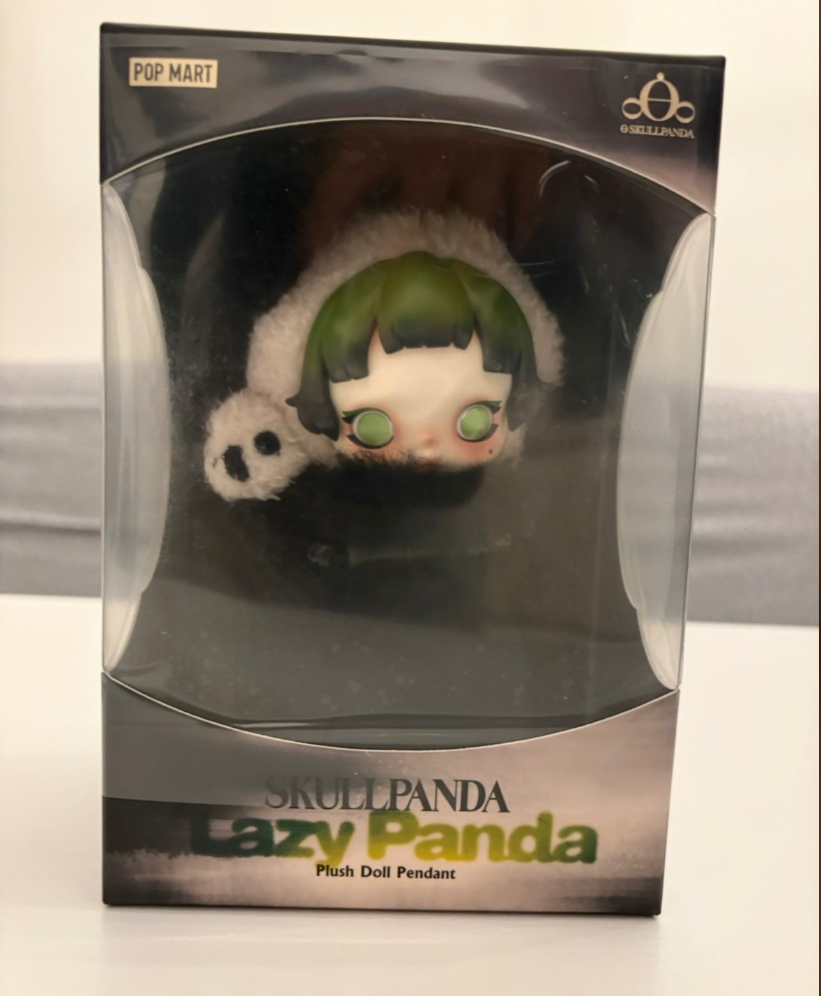ぬいぐるみ SKULLPANDA Lazy Panda Plush Doll Pendant SKULLPANDA Lazy Panda Plush Doll Pendant - POP MART (Canada)