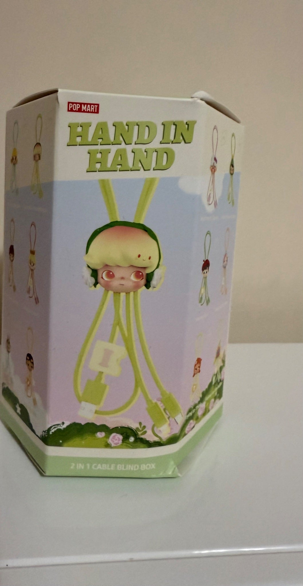 Falling for the Bloom (Crybaby) Hand in Hand 2-in-1 Cable