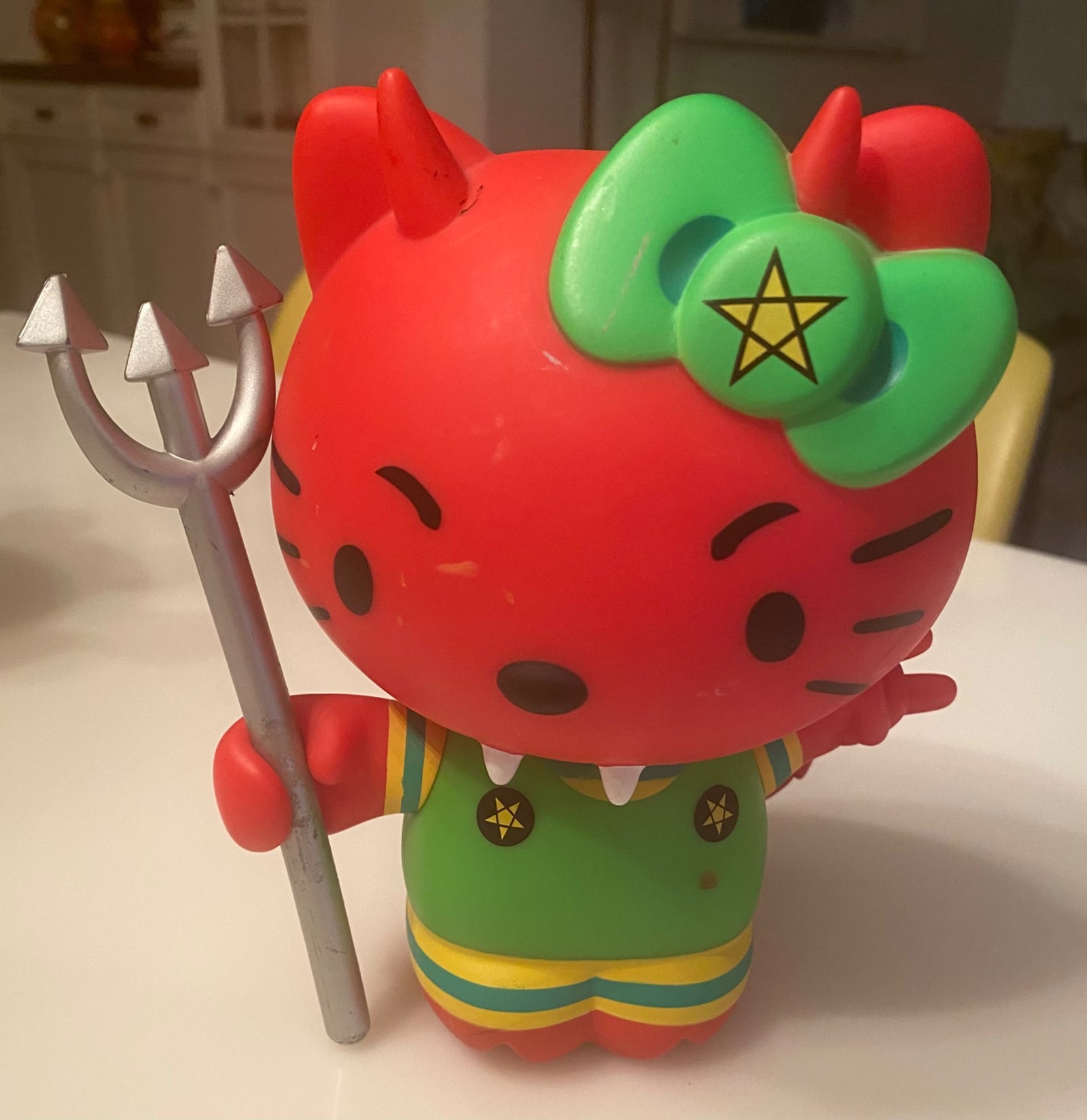 Empress of the Underworld-Hello Kitty-Kidrobot x Frank Kozik
