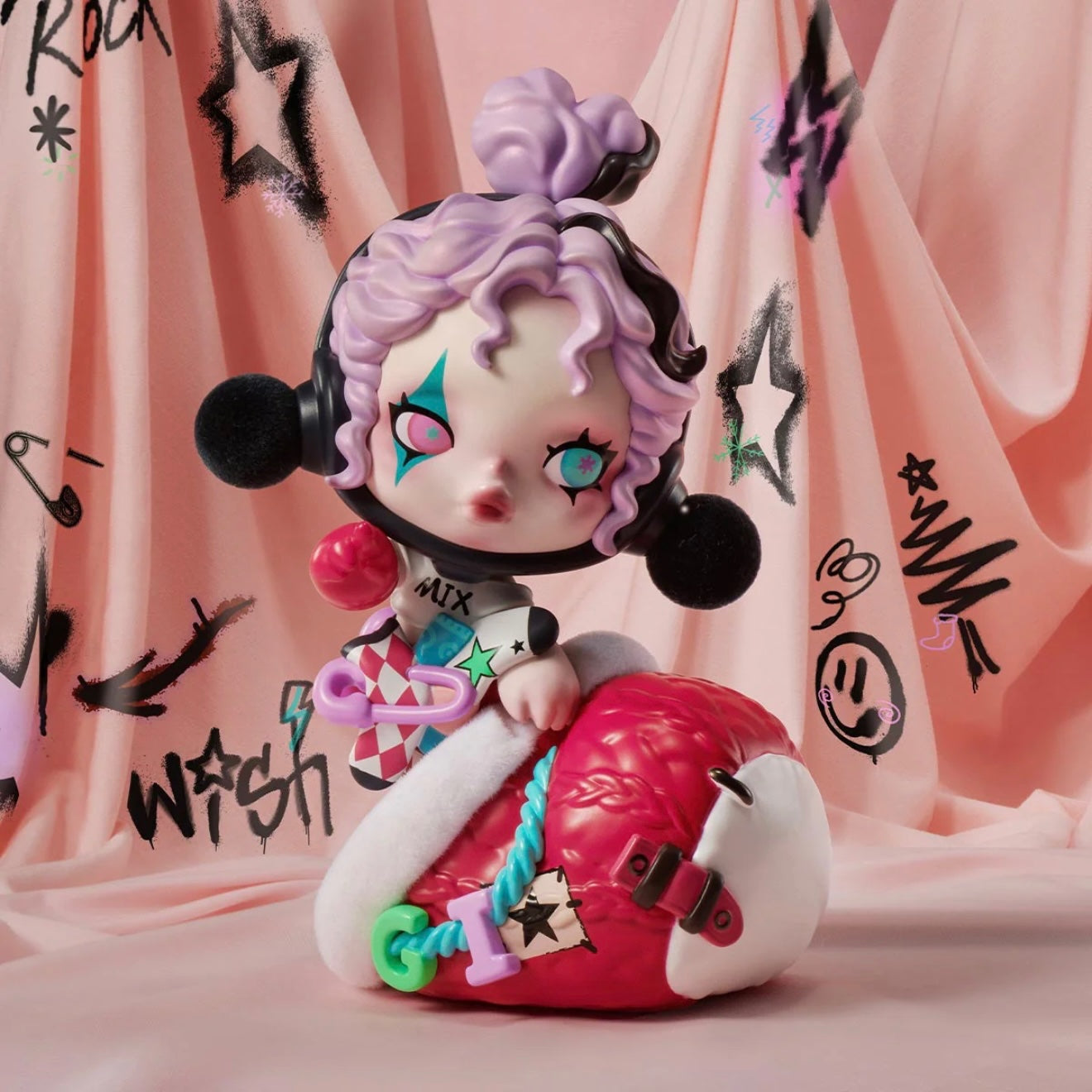 SKULLPANDA The Stocking Surprise Figure
